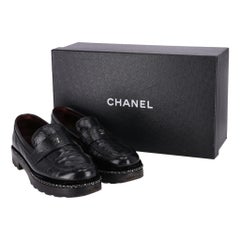 Chanel Calfskin Leather 'CC' Logo & Chain Moccasin Loafers