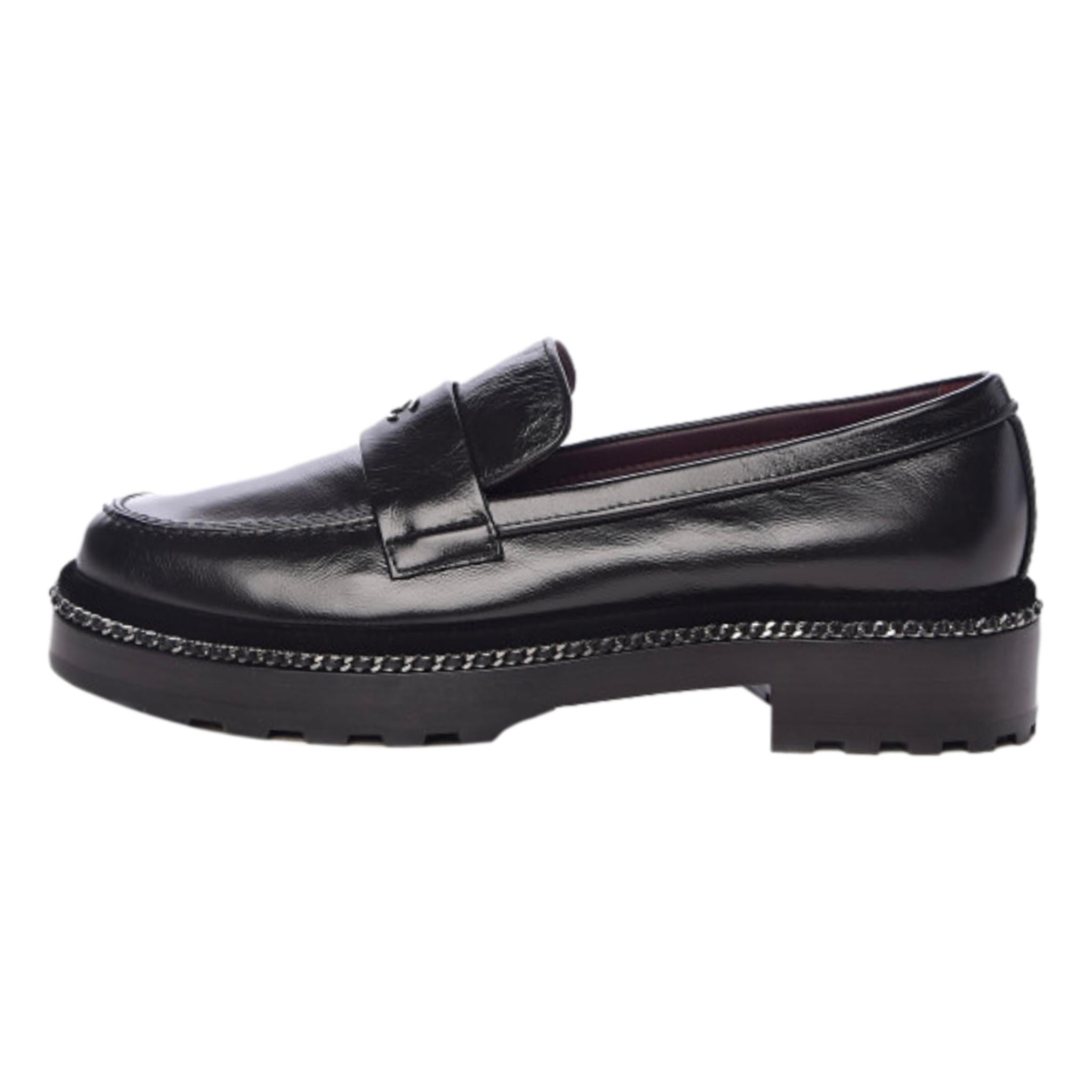 Black Chanel Calfskin Leather 'CC' Logo & Chain Moccasin Loafers