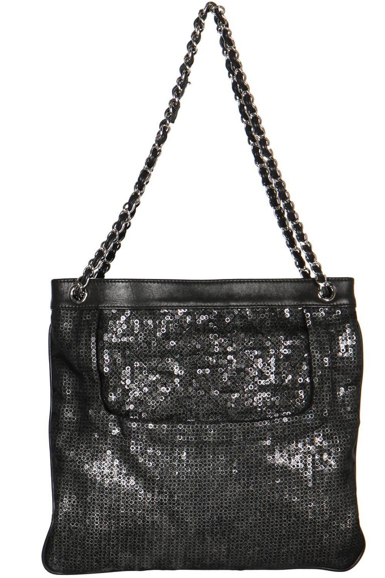 Chanel Calfskin Mesh Hidden Sequin CC Black Tote Bag For Sale 3