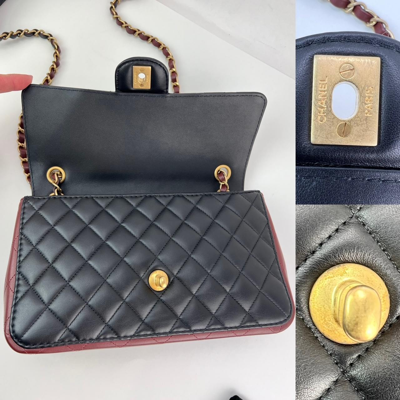 Nero Chanel in pelle di vitello con tracolla trapuntata e patta in nero e bordeaux in vendita