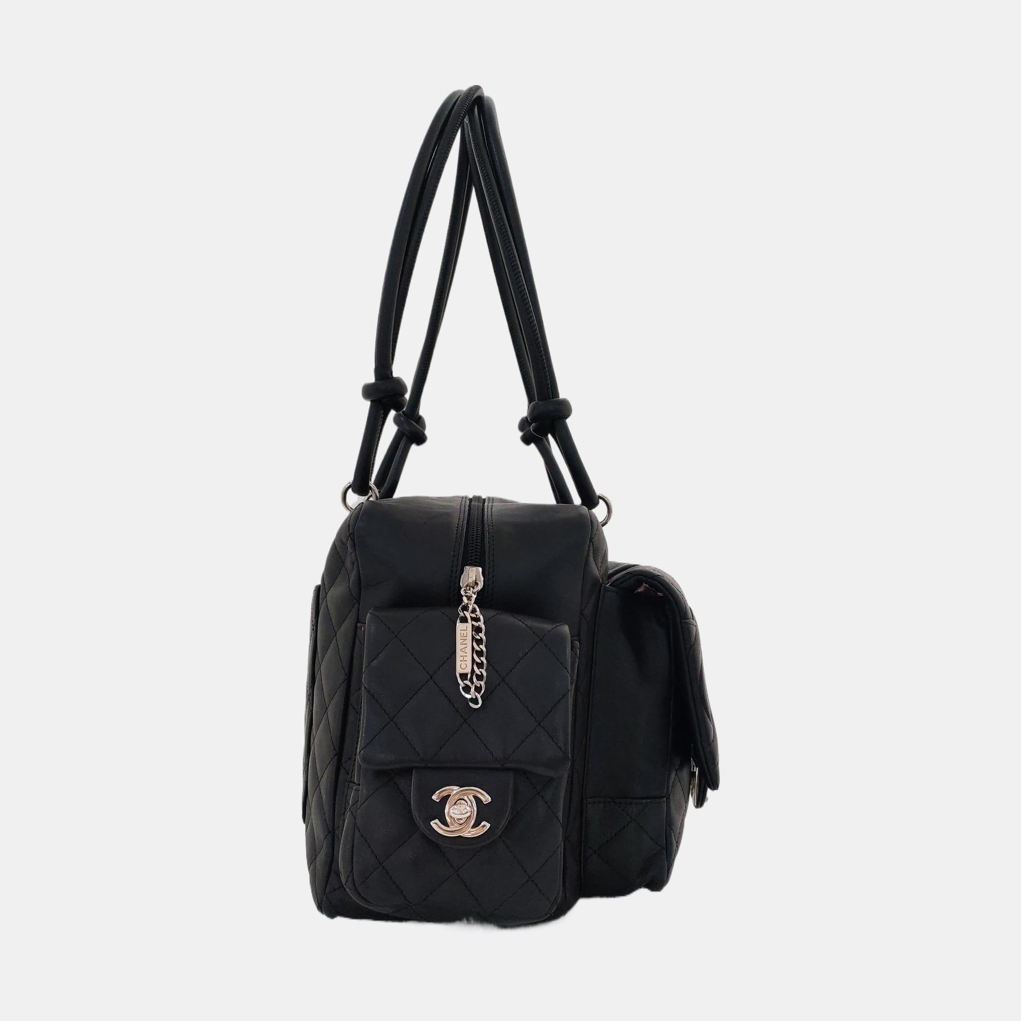 Chanel Cambon Borsa grande in pelle di vitello nera con doppia tracolla In condizioni buone in vendita a AUBERVILLIERS, FR