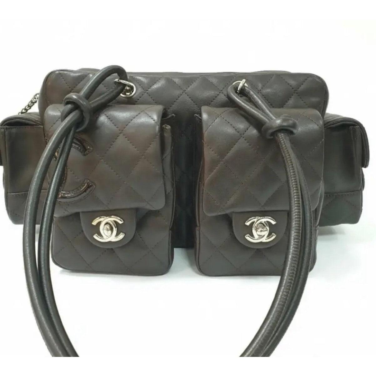 CHANEL Cambon Ligne Reporter Sac en cuir d'agneau matelassé marron en vente 1