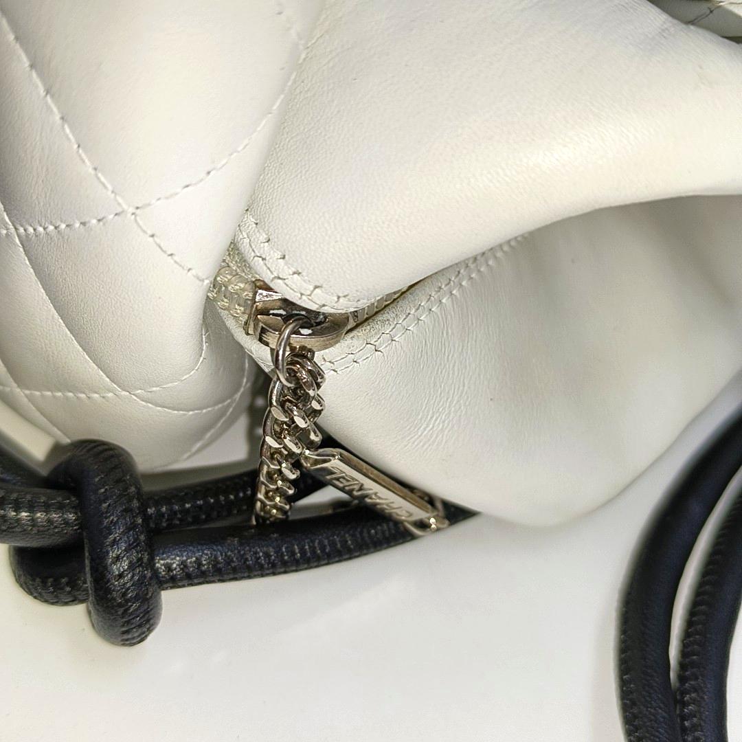 Chanel Cambon Multi-pocket Ligne Reporter Bag Large White Calfskin Leather 12