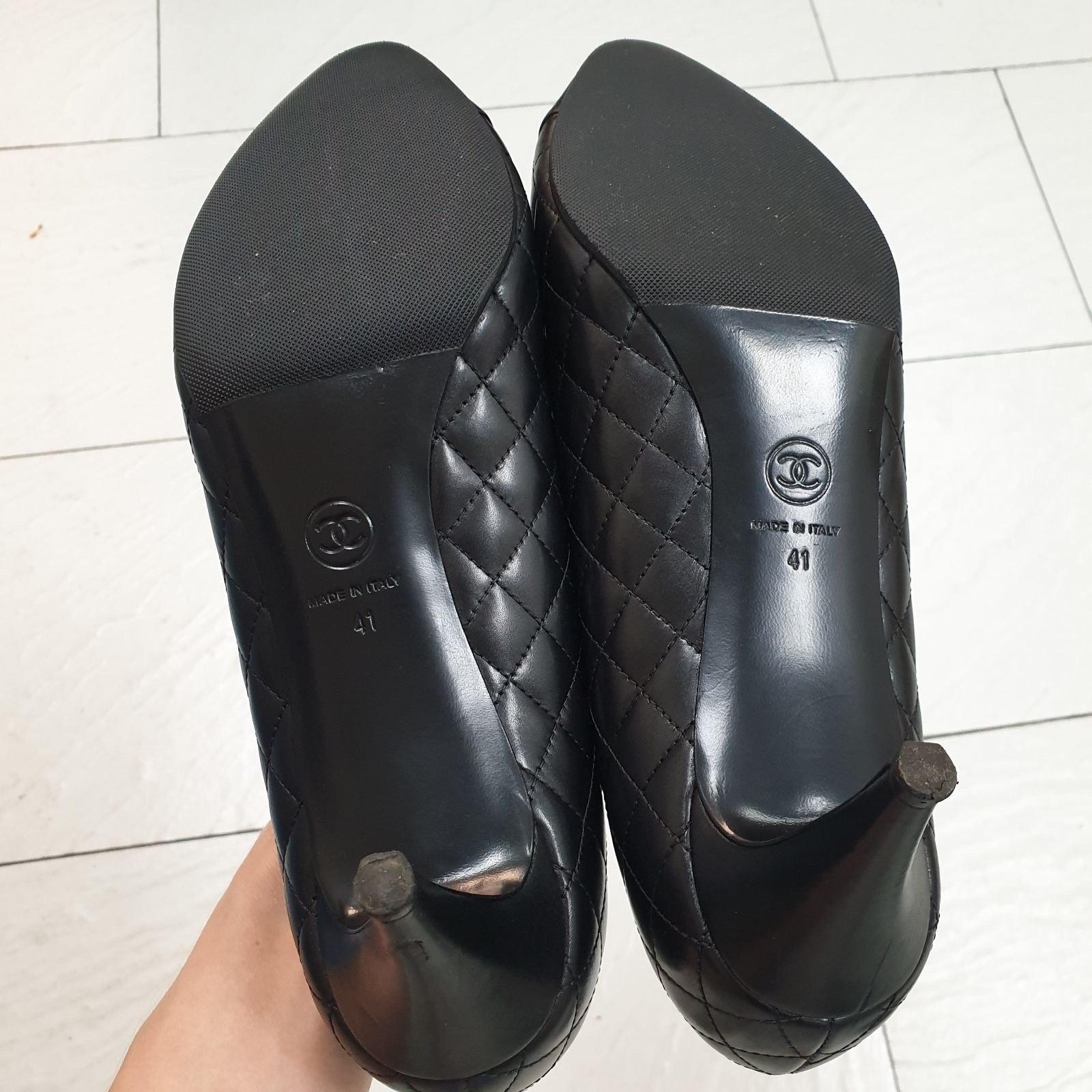 Excellent état
Pas de boîte. Pas de sac à poussière.
Sz.41
