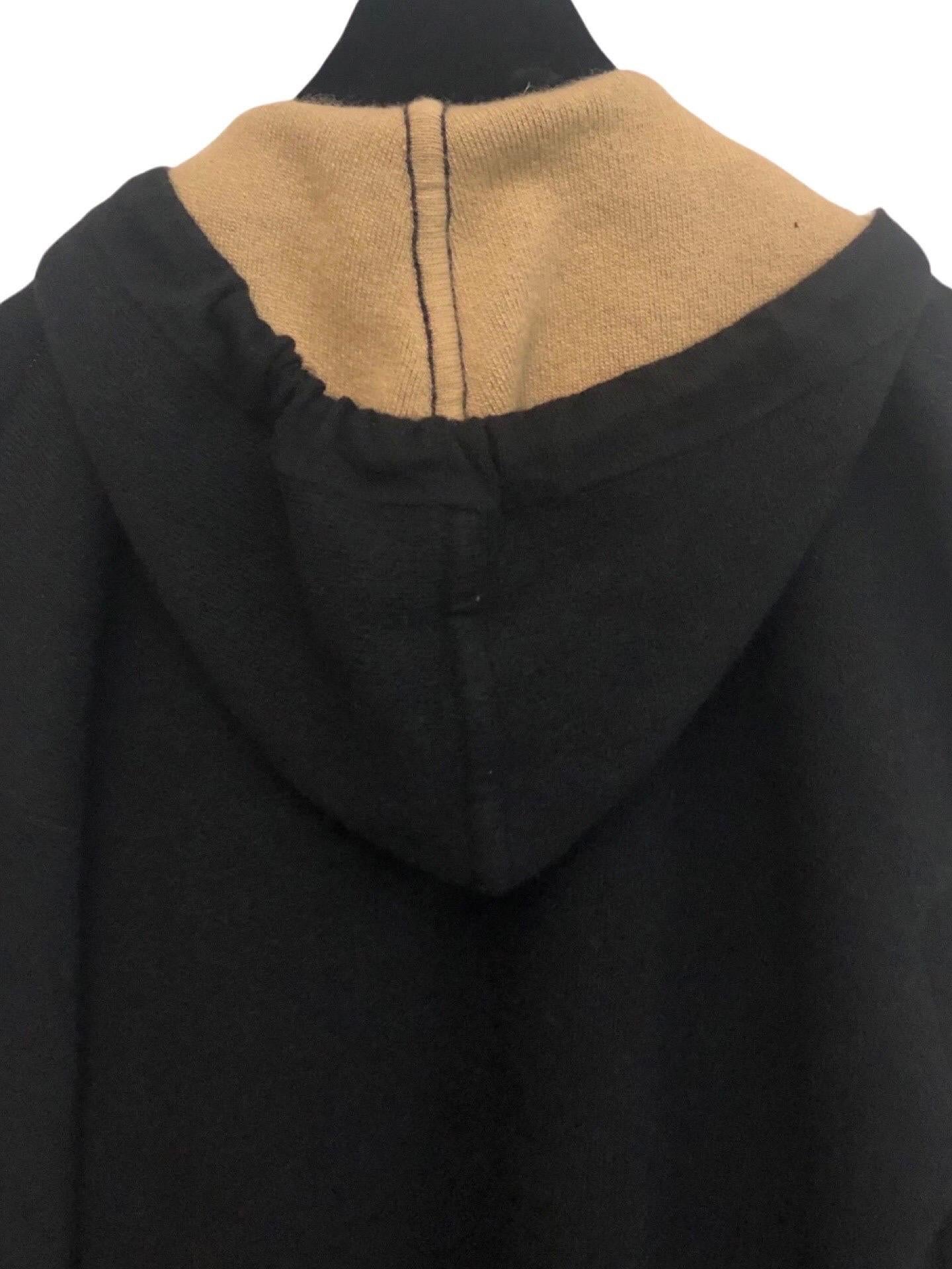 Nero Cardigan lungo in cashmere nero e cammello Chanel in vendita