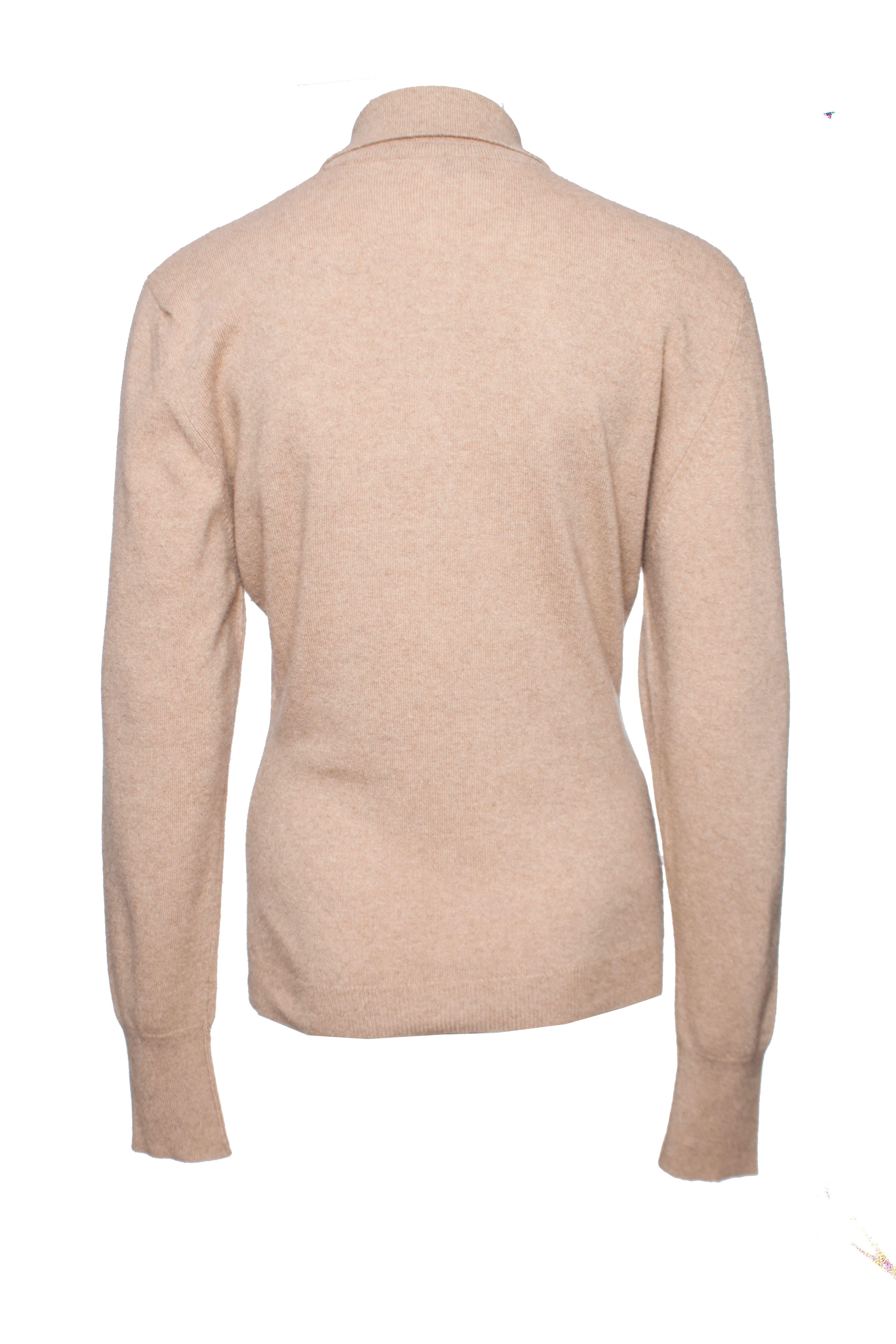 Chanel, camel cashmere cardigan. In Excellent Condition For Sale In AMSTERDAM, NL