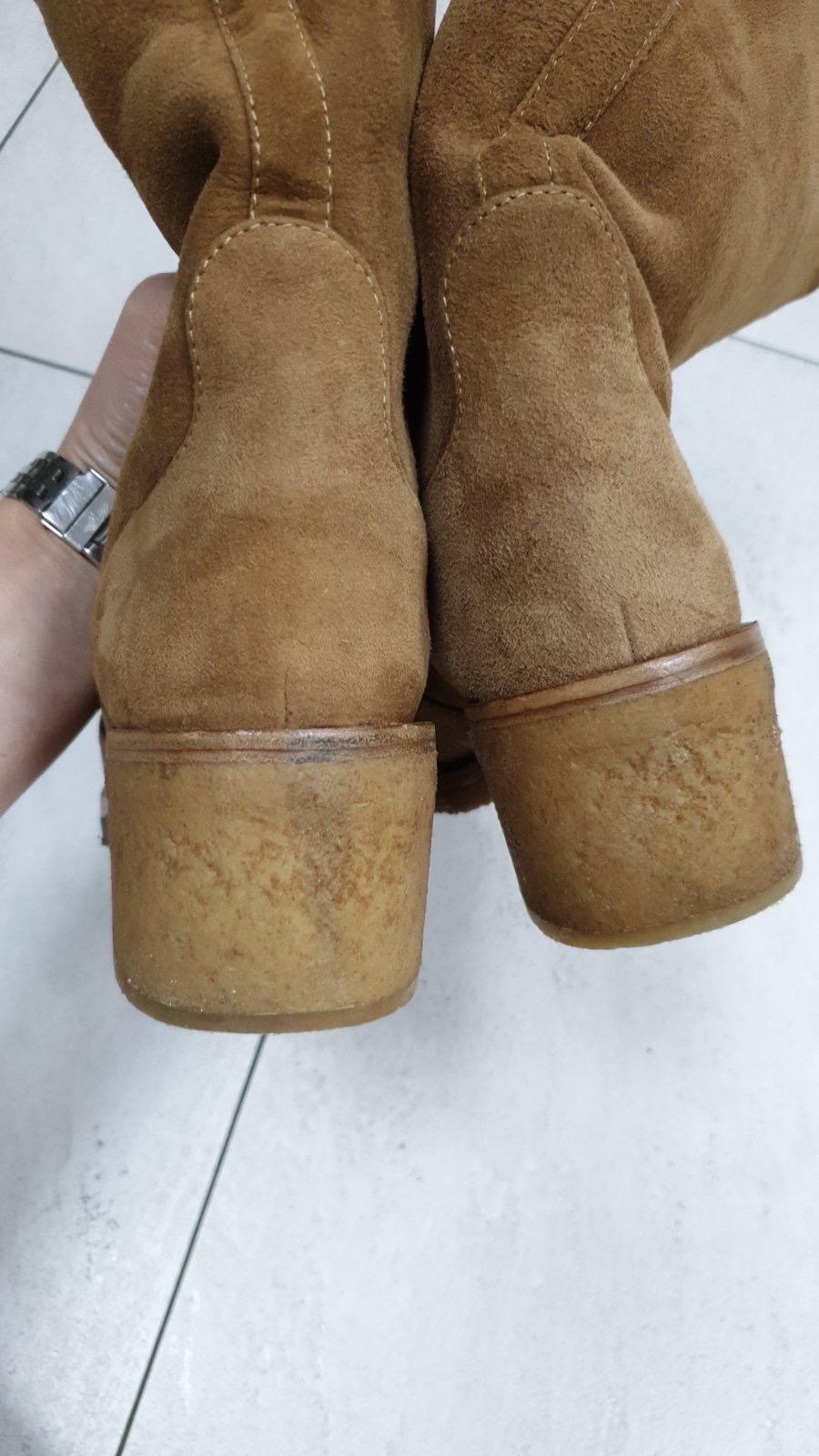Chanel Camel Suede Fur Boots For Sale 4