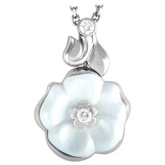 Chanel Camélia 18 Karat White Gold White Ceramic Diamond Flower Pendant Necklace