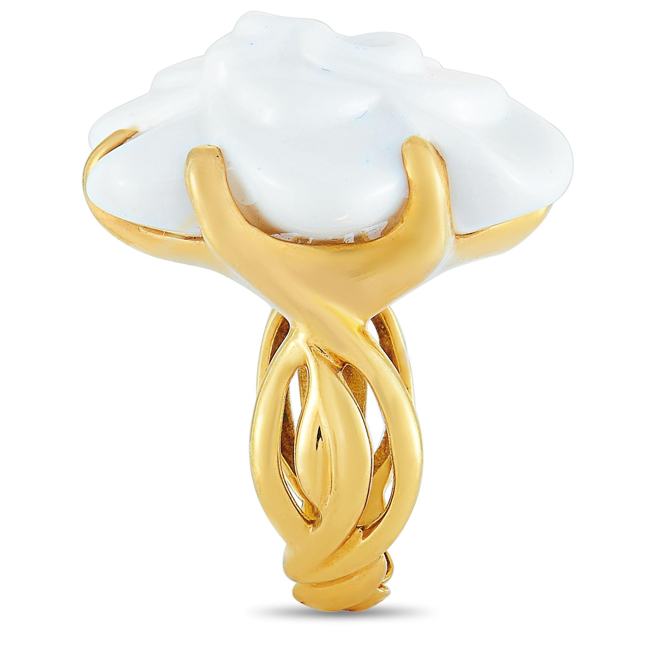 Mixed Cut Chanel Camélia 18 Karat Yellow Gold and White Agate Ring