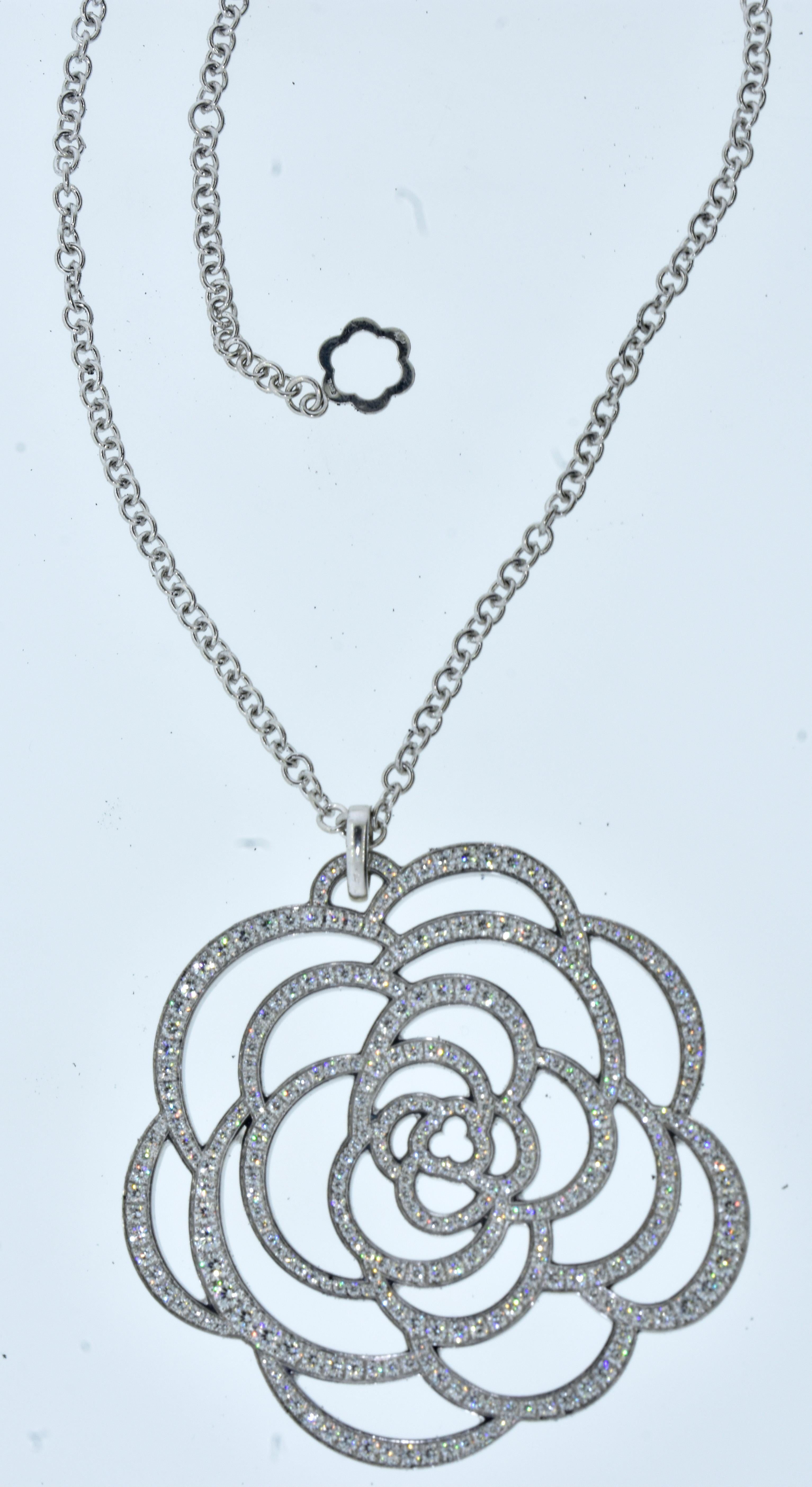 chanel camellia necklace