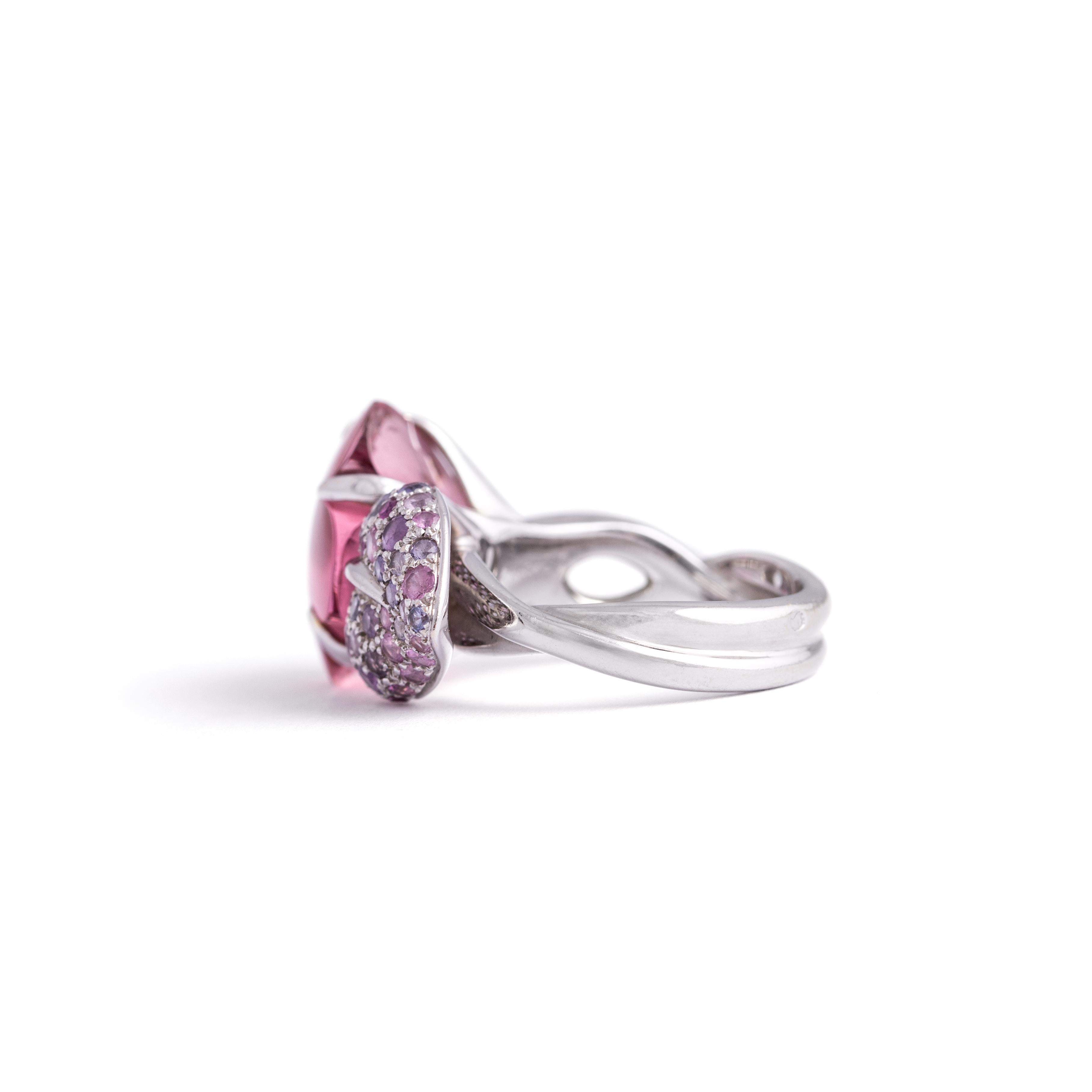 Chanel Camelia Aquatiques Tourmaline Pink Violet Sapphire Gold Ring In Excellent Condition For Sale In Geneva, CH