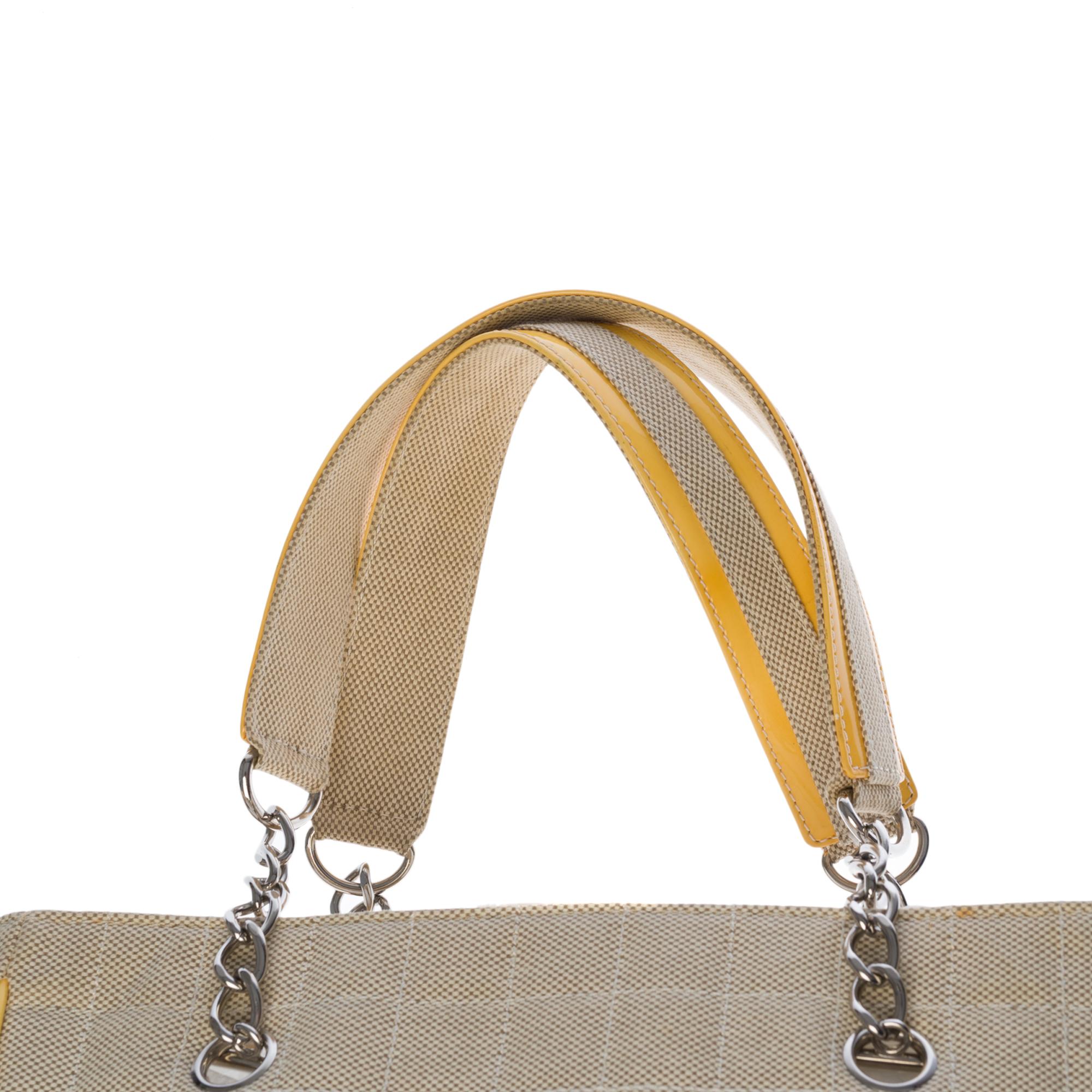 Chanel Camelia bag N°5 Tote bag in beige canvas, SHW 1