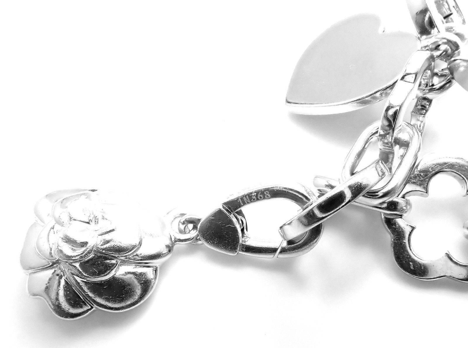 Women's or Men's Chanel Camelia Camélia Five Diamond Charm White Gold Link Bracelet