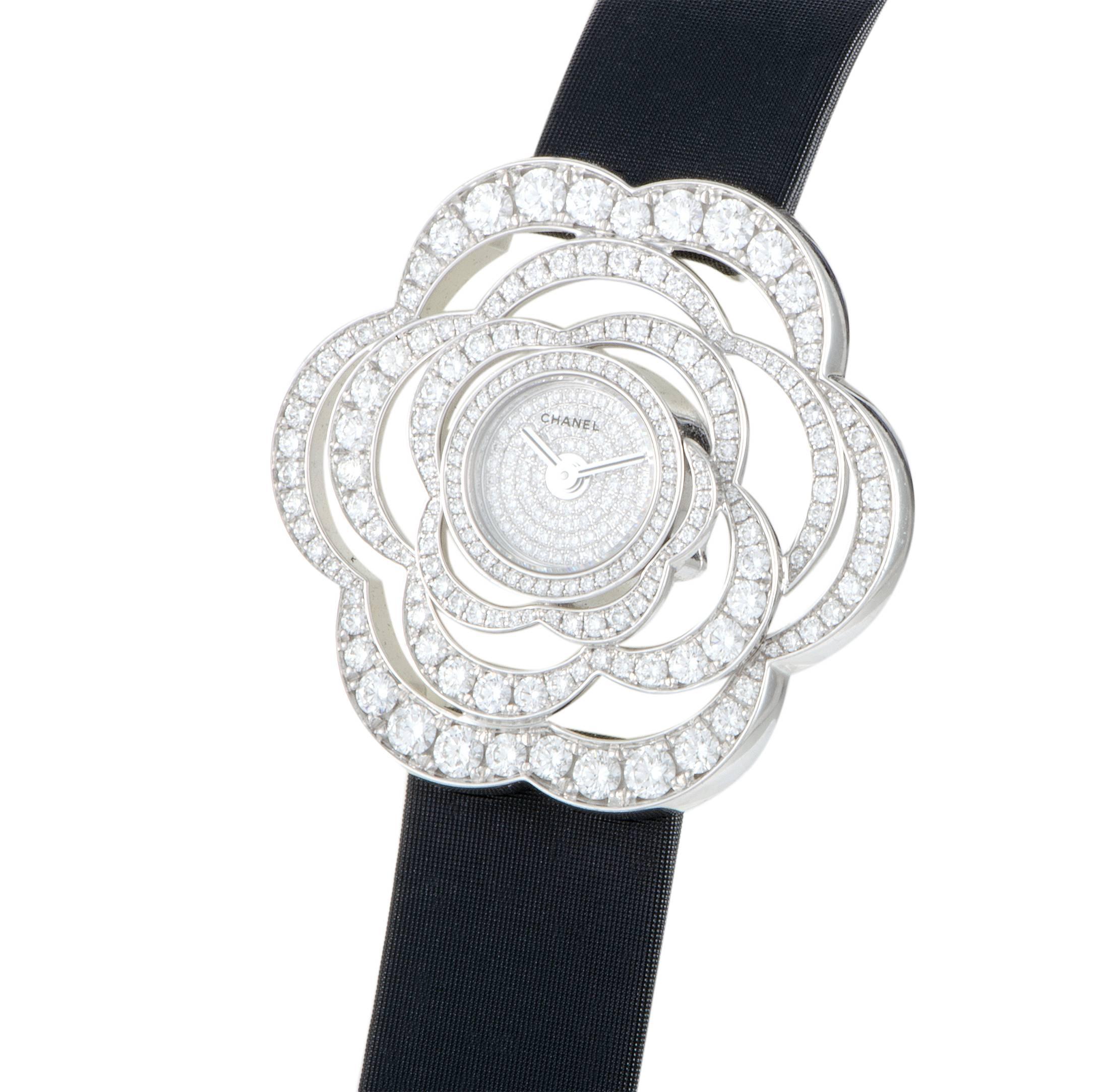 A wonderfully harmonious and gorgeously bright appearance which brilliantly employs one of the brand's most iconic motifs, this spellbinding timepiece from Chanel boasts tastefully arranged and charmingly enticing diamonds that perfectly underline