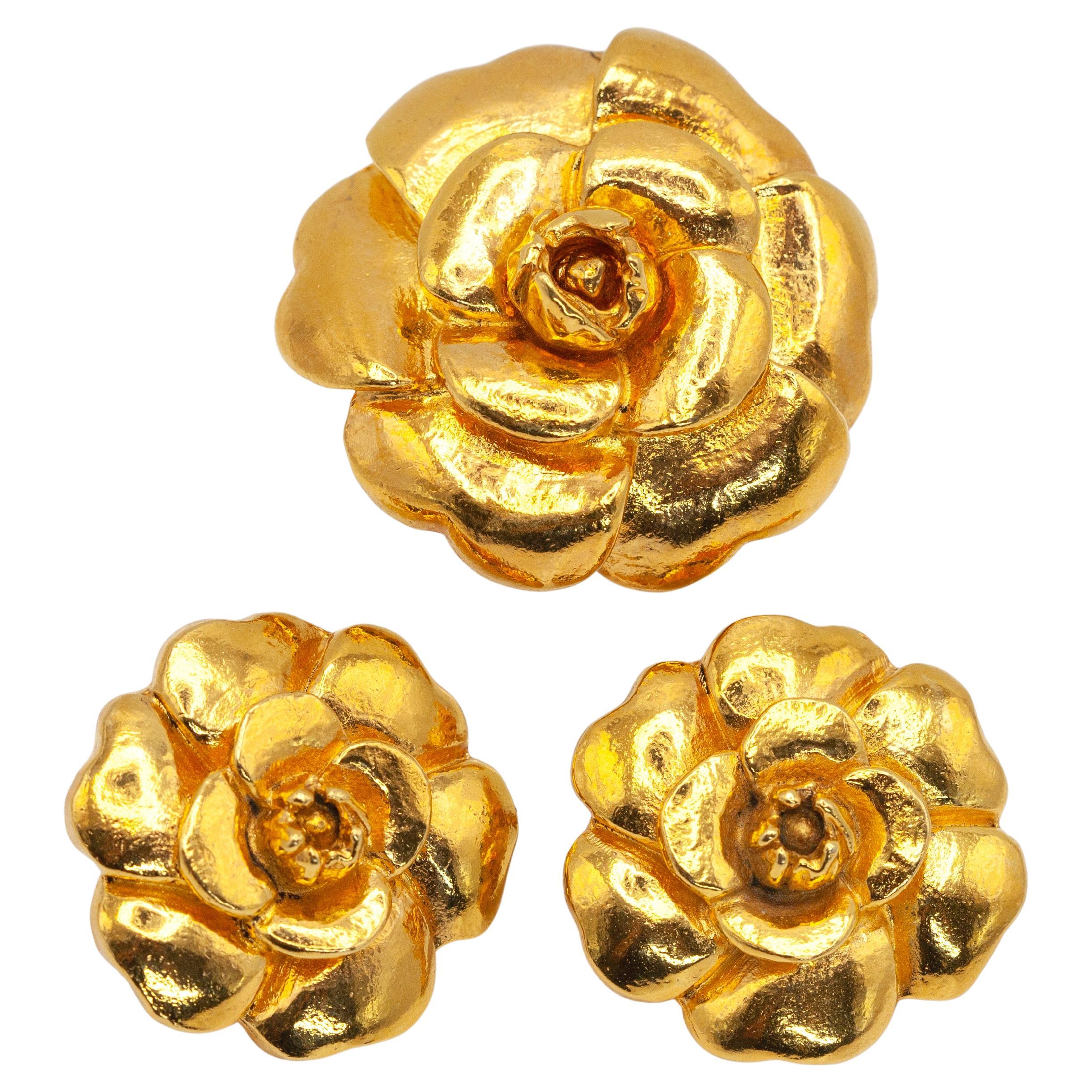 CHANEL Camelia Flower Brooch and Earrings Set, France c. 1980s-1990s For Sale