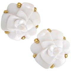 Chanel Camélia Large Yellow Gold White Agate Clip-On Earrings
