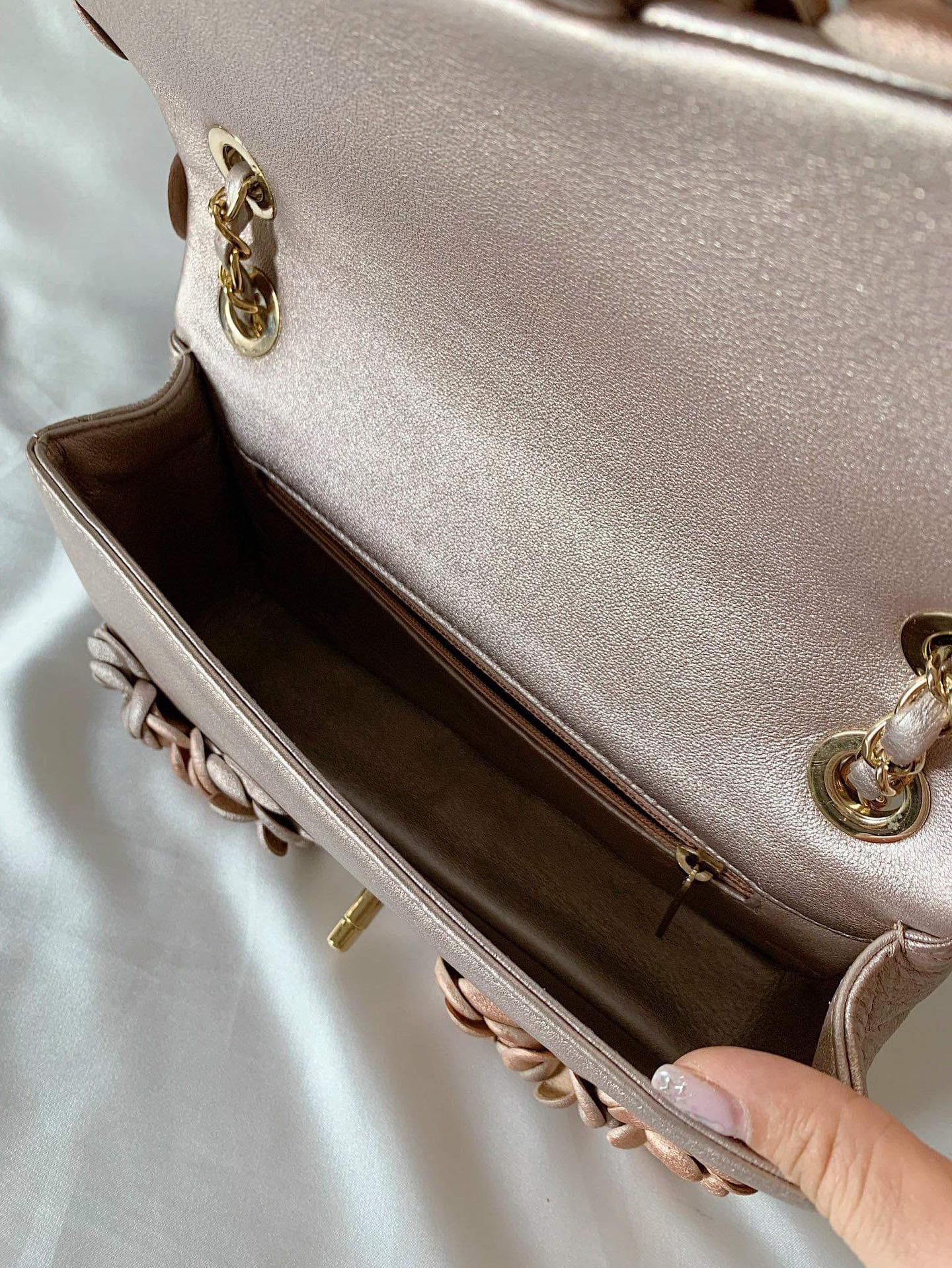Chanel Camelia Medium Classic Flap 9