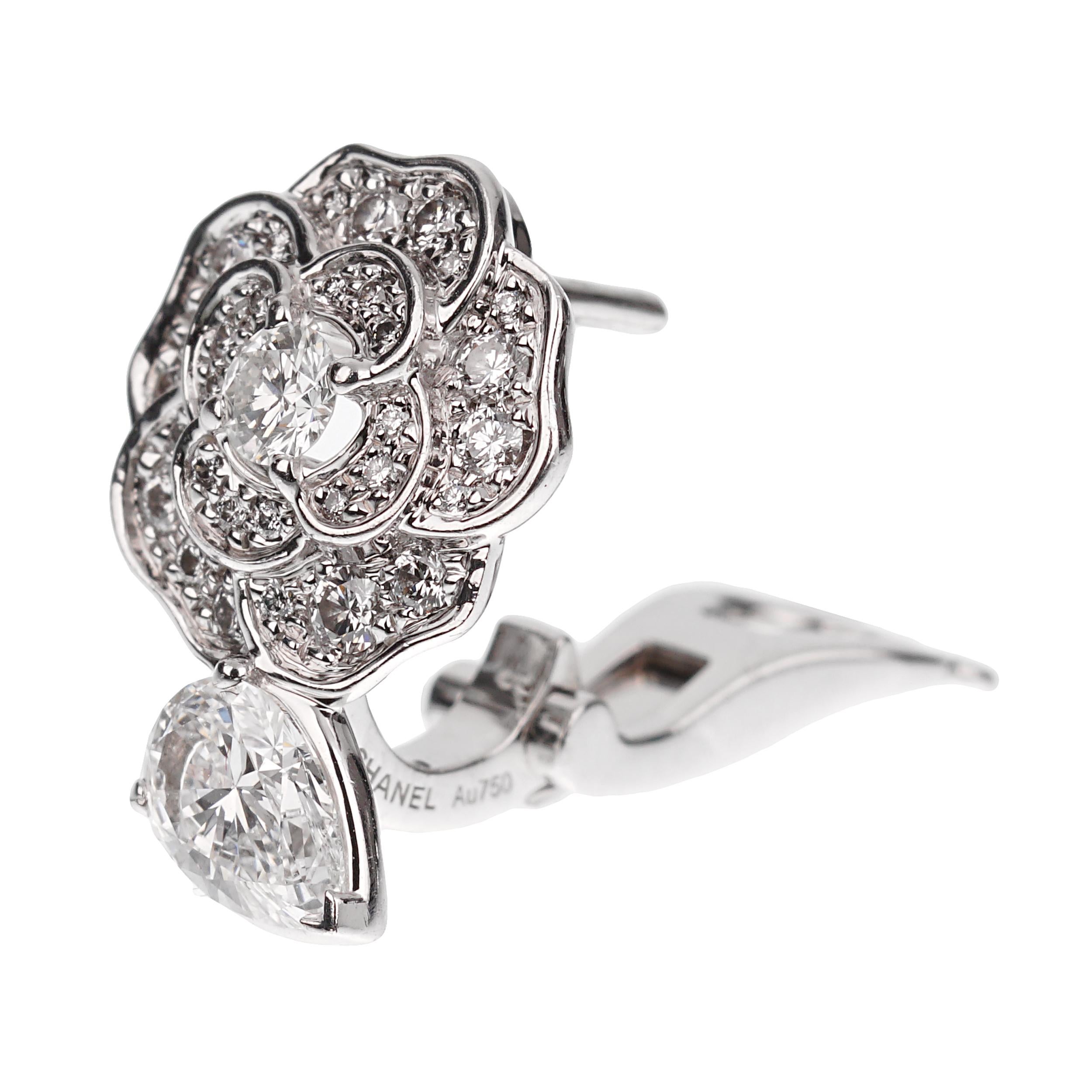 Mixed Cut Chanel Camelia Precieux Diamond White Gold Earrings For Sale