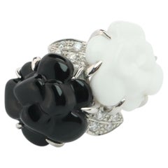 Chanel Camelia Ring. Genuine CHANEL 18k 750 Camelia Onyx Chalcedony Ring.