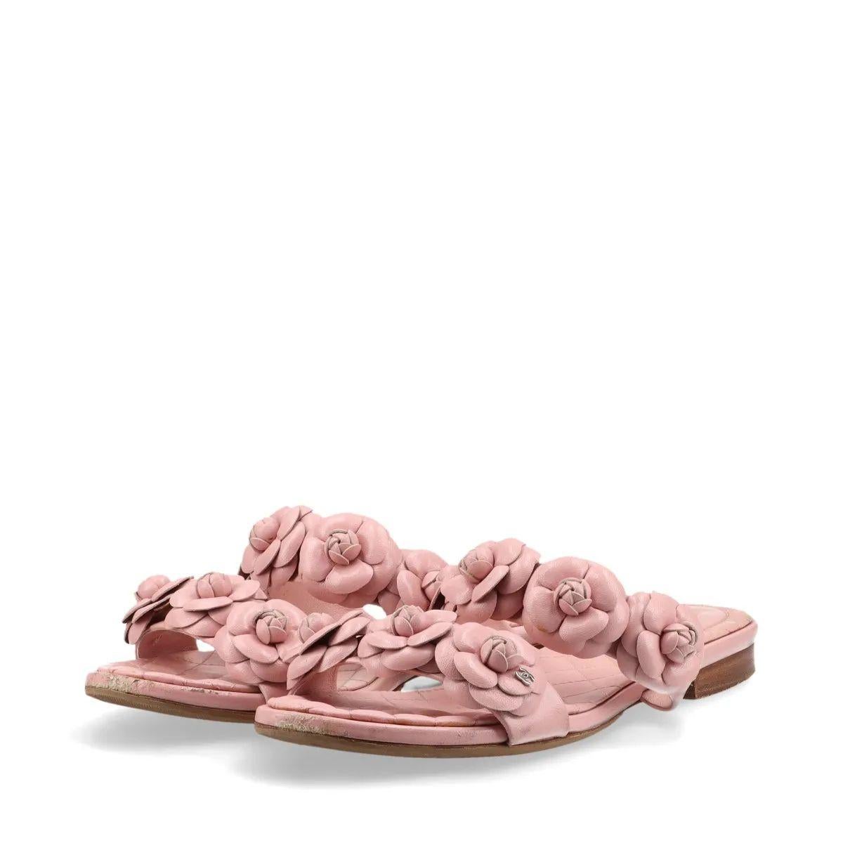 Chanel Camelia - Sandalo in pelle con due cinturini - Rosa in vendita 1