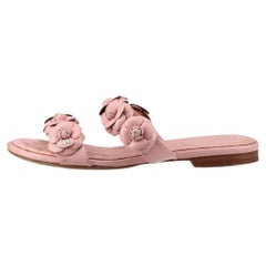 Chanel Camelia Sandalia Dos Tiras Piel Rosa