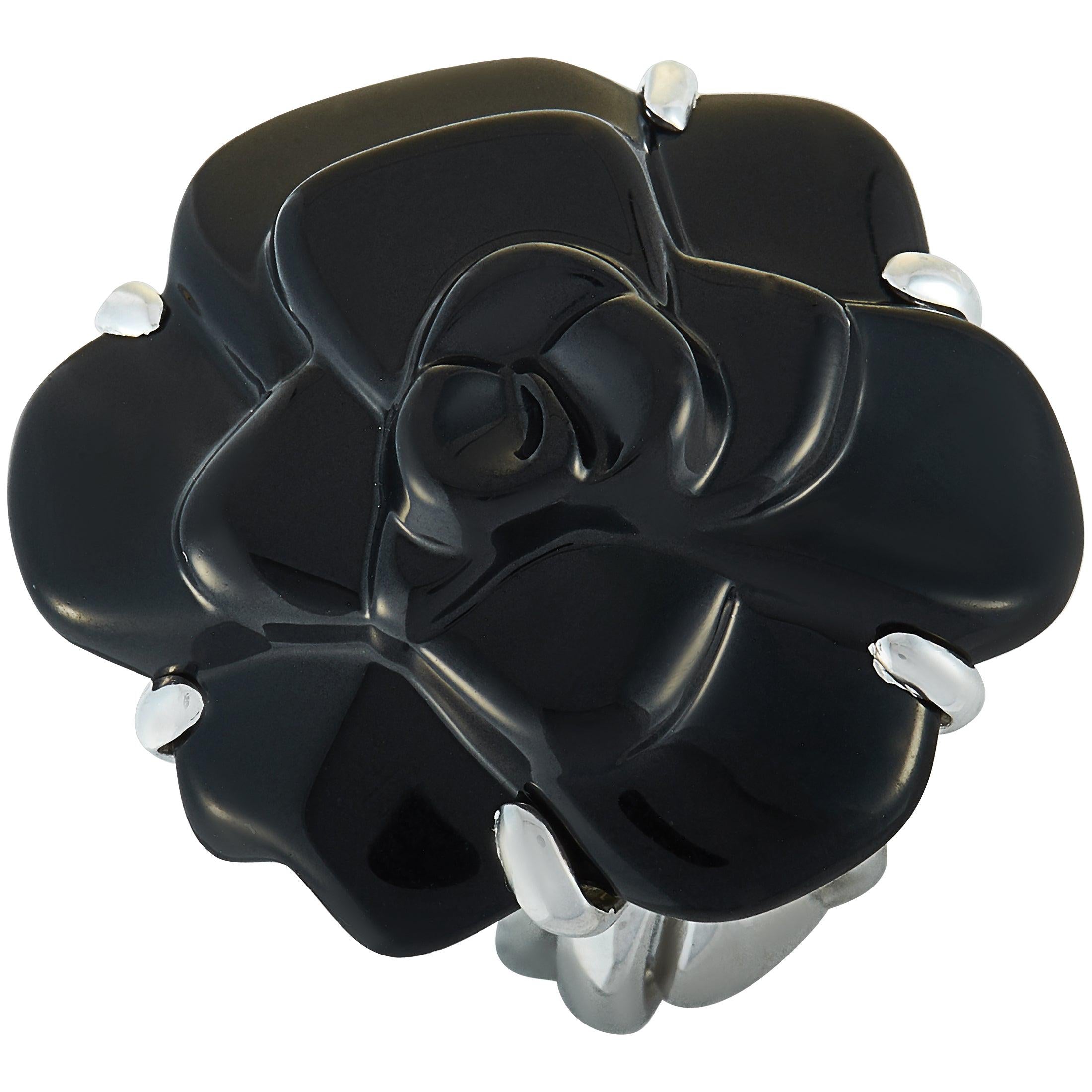 Chanel Camélia White Gold and Onyx Large Flower Ring