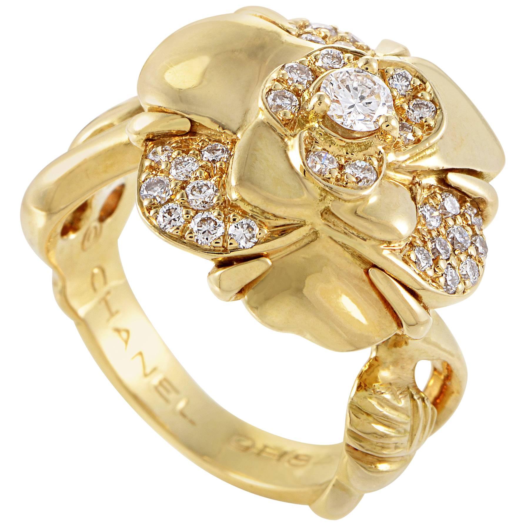 Chanel Camelia Women’s 18 Karat Yellow Gold Diamond Flower Ring