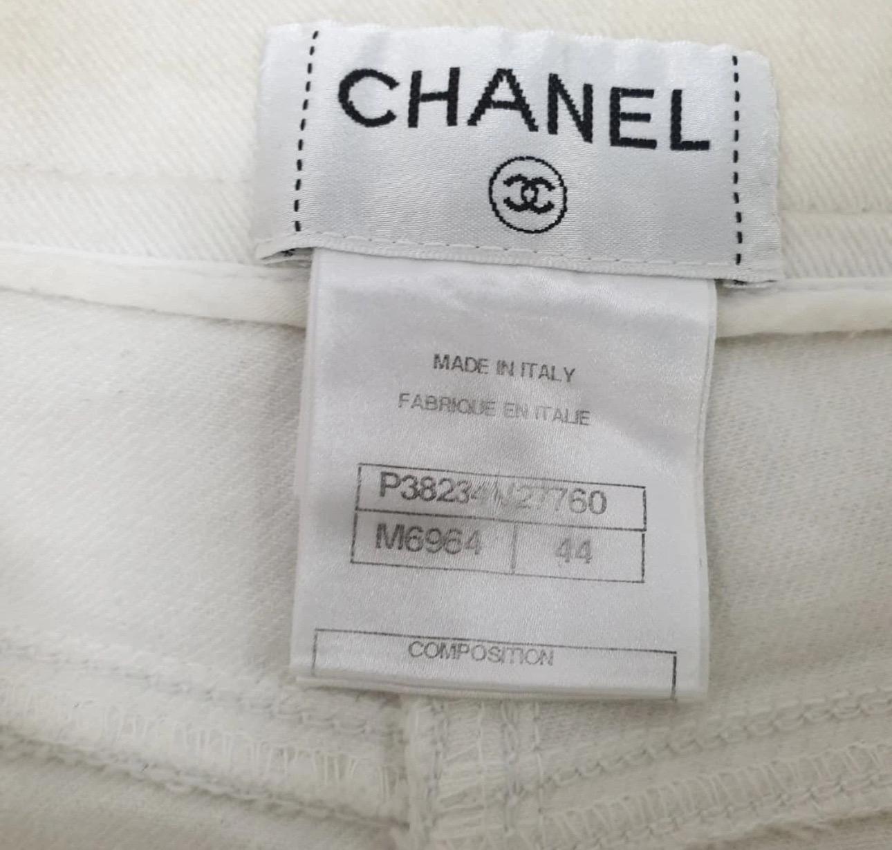 CHANEL Jeans imprimé Camélias Sz.44 en vente 3
