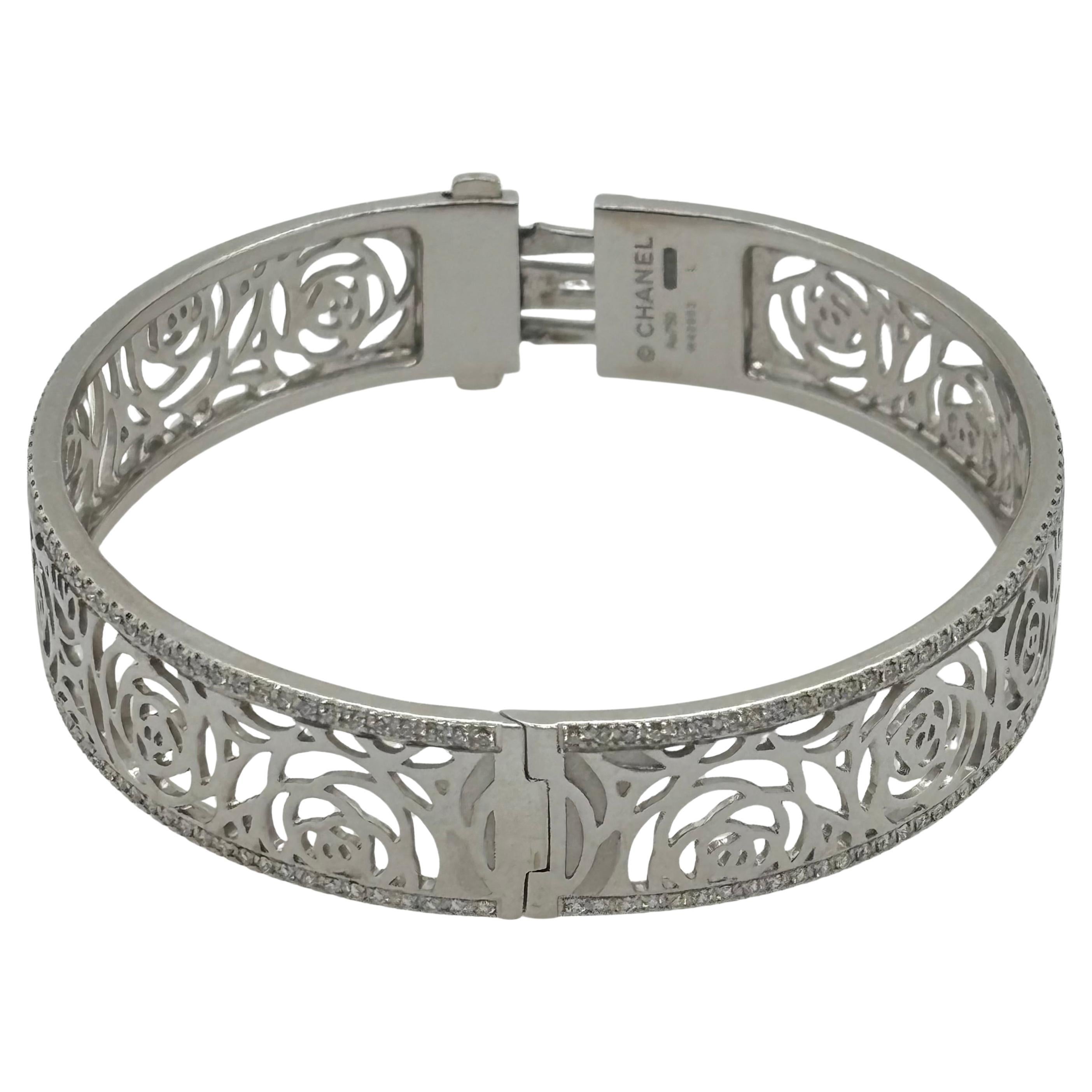 Chanel Camellia 18k White Gold Ajoure Bracelet with diamonds
