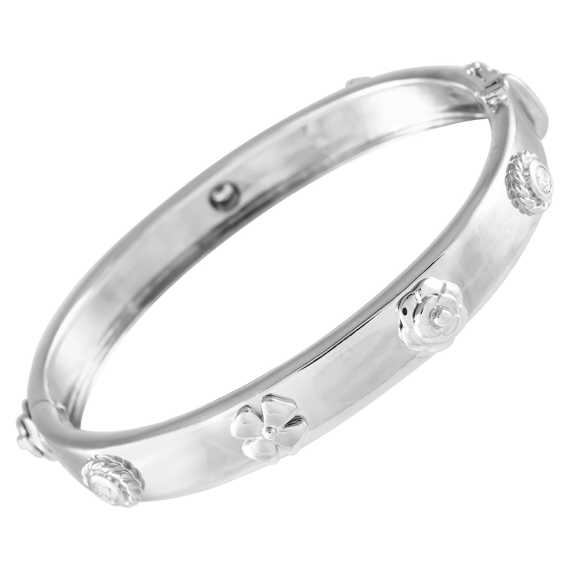 Chanel Kamelie 18K Weißgold Diamant-Armband mit drei Symbolen CH04-120524