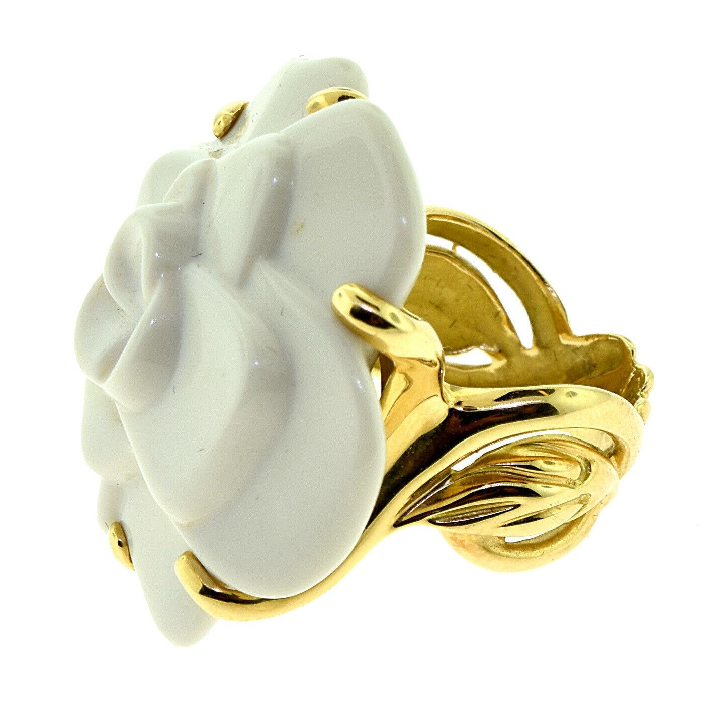 Brilliance Jewels, Miami
Questions? Call Us Anytime!
786,482,8100

Brand: Chanel

Collection: Camellia

Metal: Yellow Gold

Metal Purity: 18k

Stone: Agate

Flower Dimensions: 1.25 inch diameter (approx.)

Total Item Weight (grams): 18.7

Ring Size: