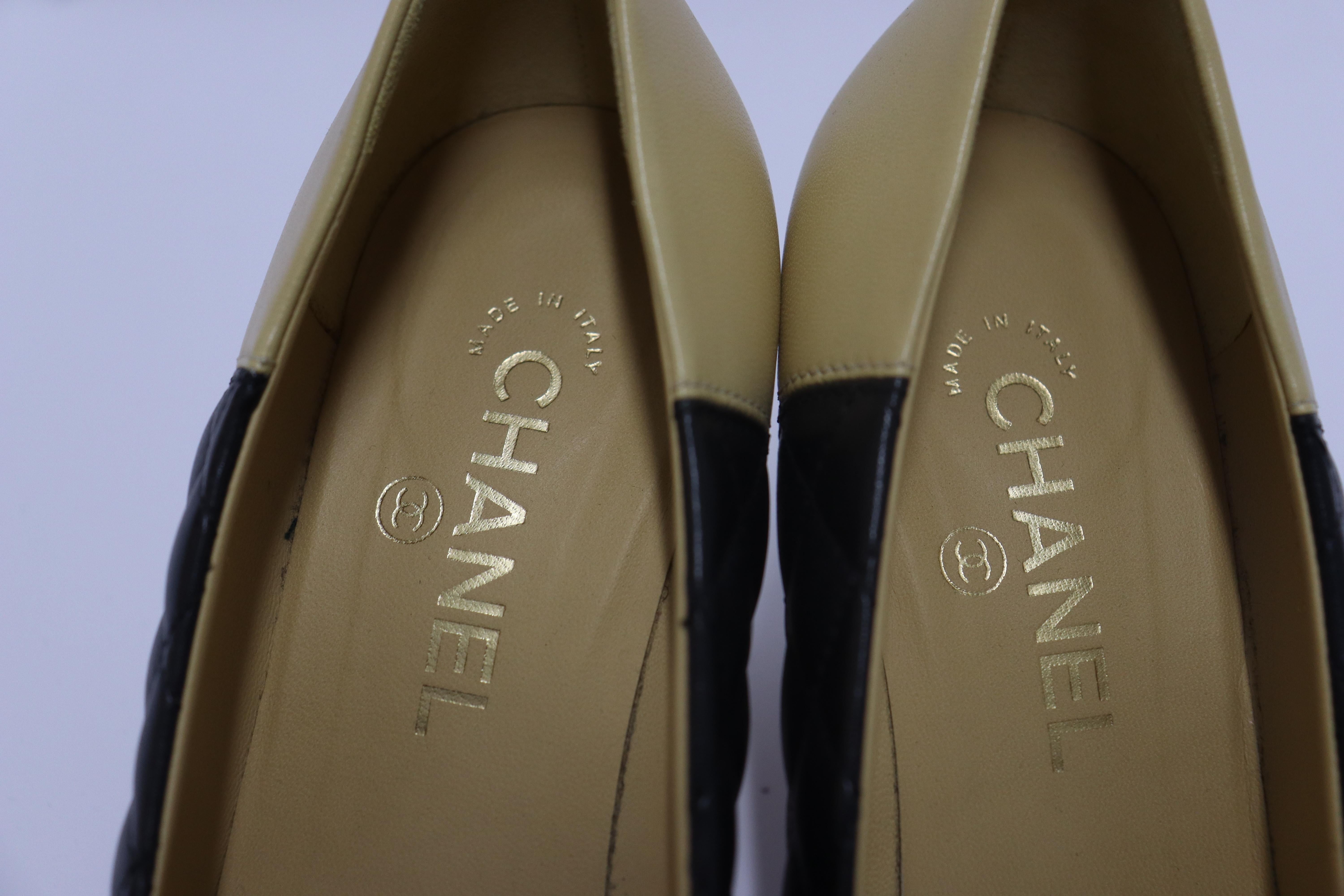 Chanel Camellia Beige Quilted Pumps Size EU 40 4