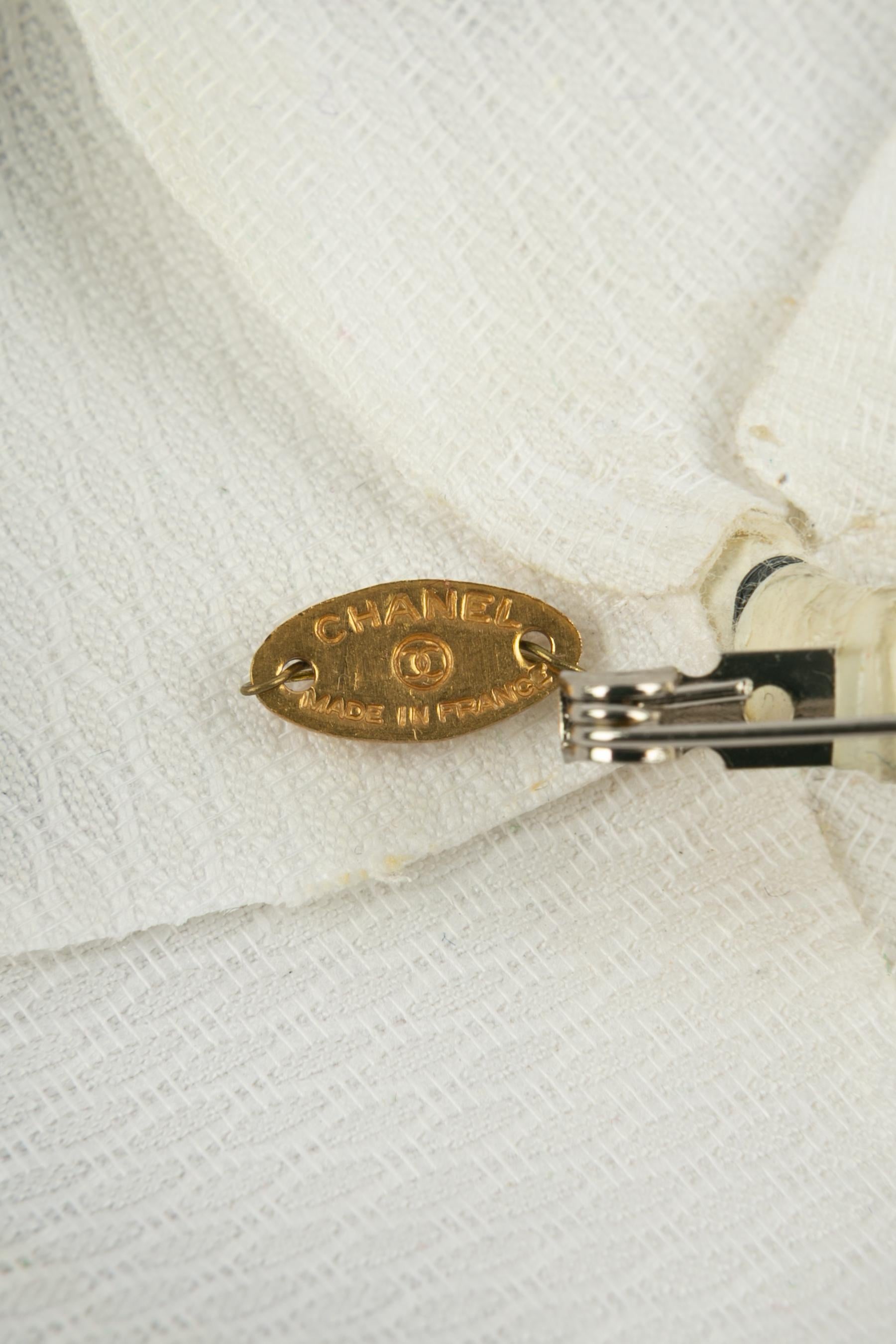 Chanel camellia brooch For Sale 4