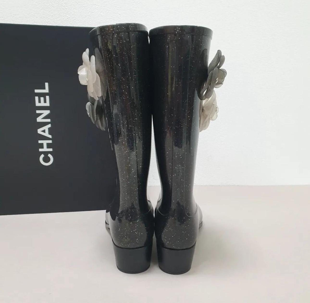 CHANEL Camellia CC Logo Glitter Rain Boots 1