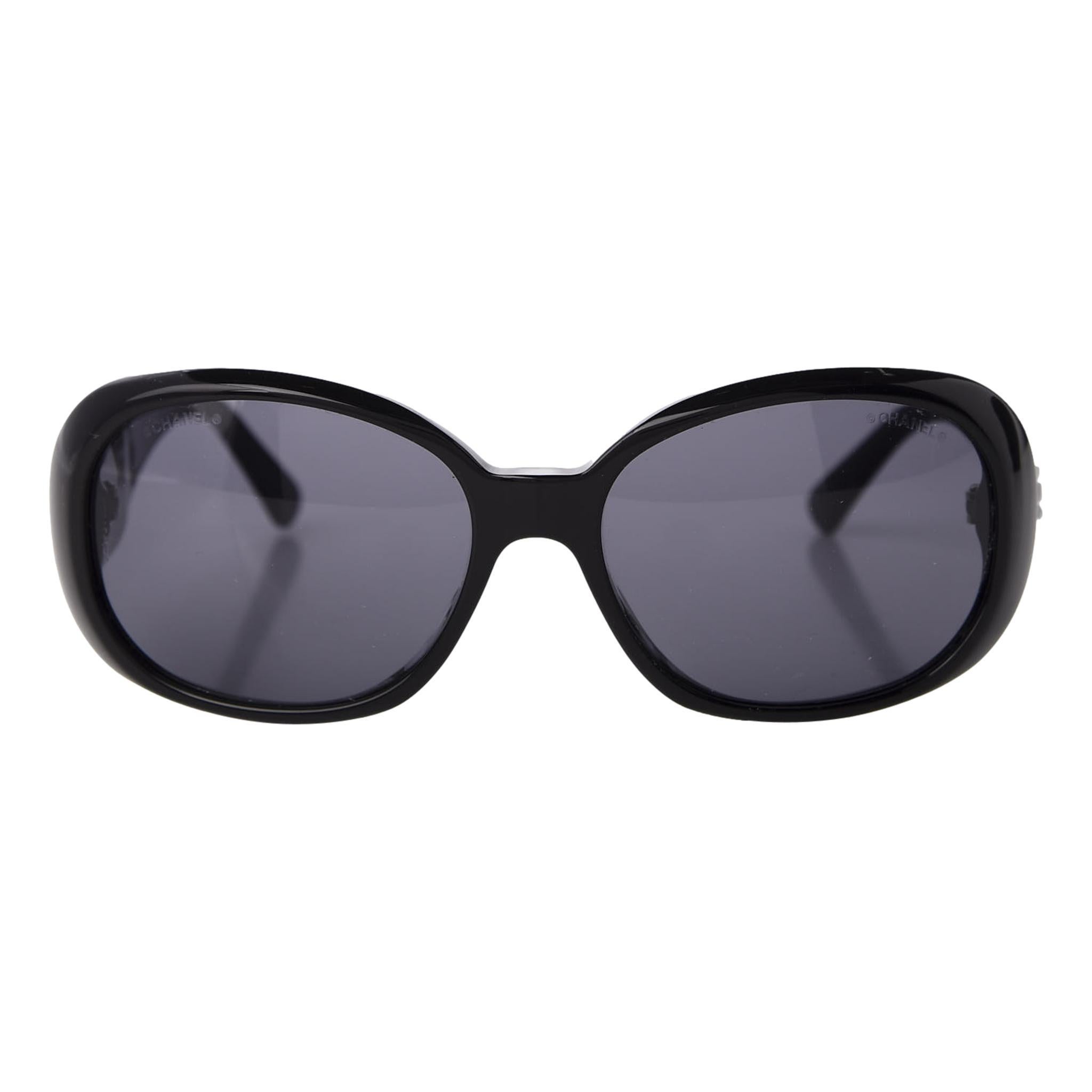 Black Chanel Camellia 'CC' Logo Sunglasses