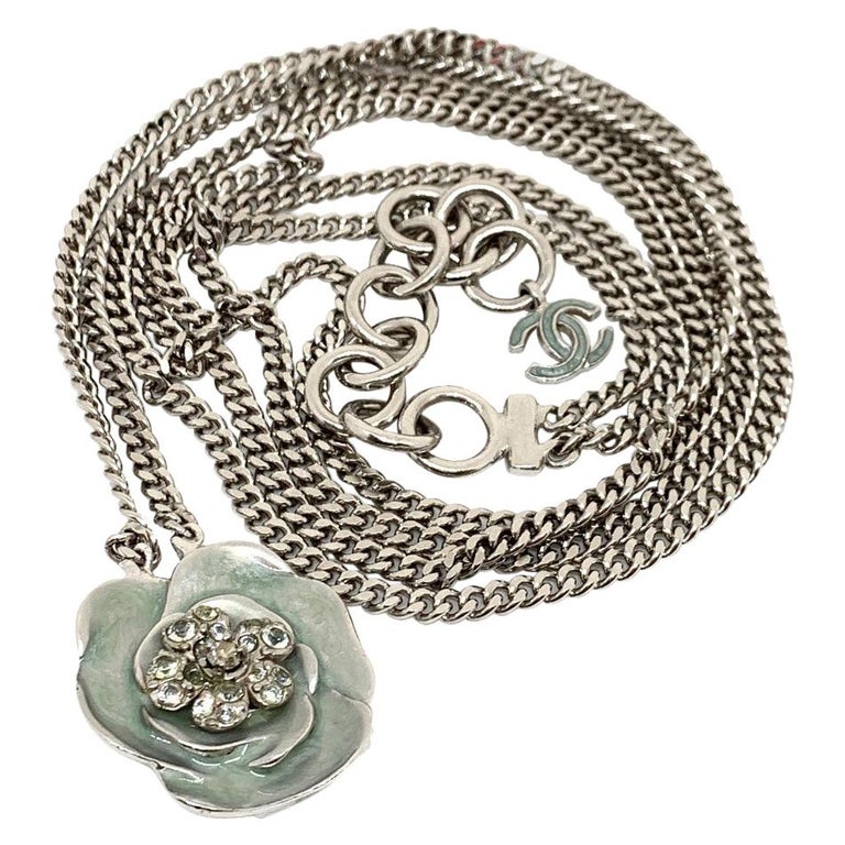 CHANEL Camellia Chain Belt And Necklace For Sale at 1stDibs | chanel silver  chain belt, chanel camellia belt