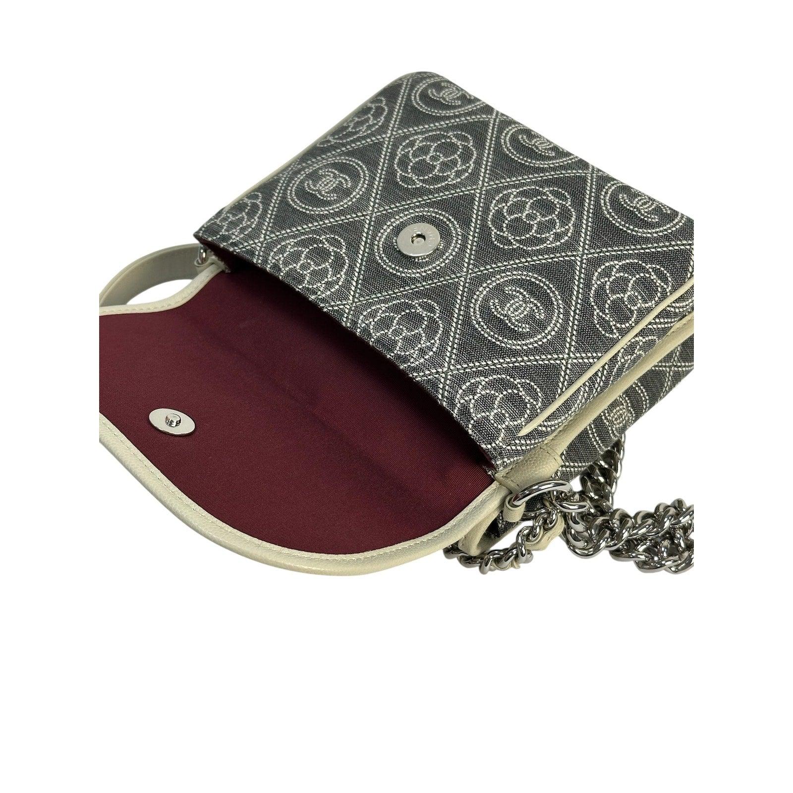 Chanel Camellia double face  Petit sac à rabat gris en toile imprimée matelassée en vente 2