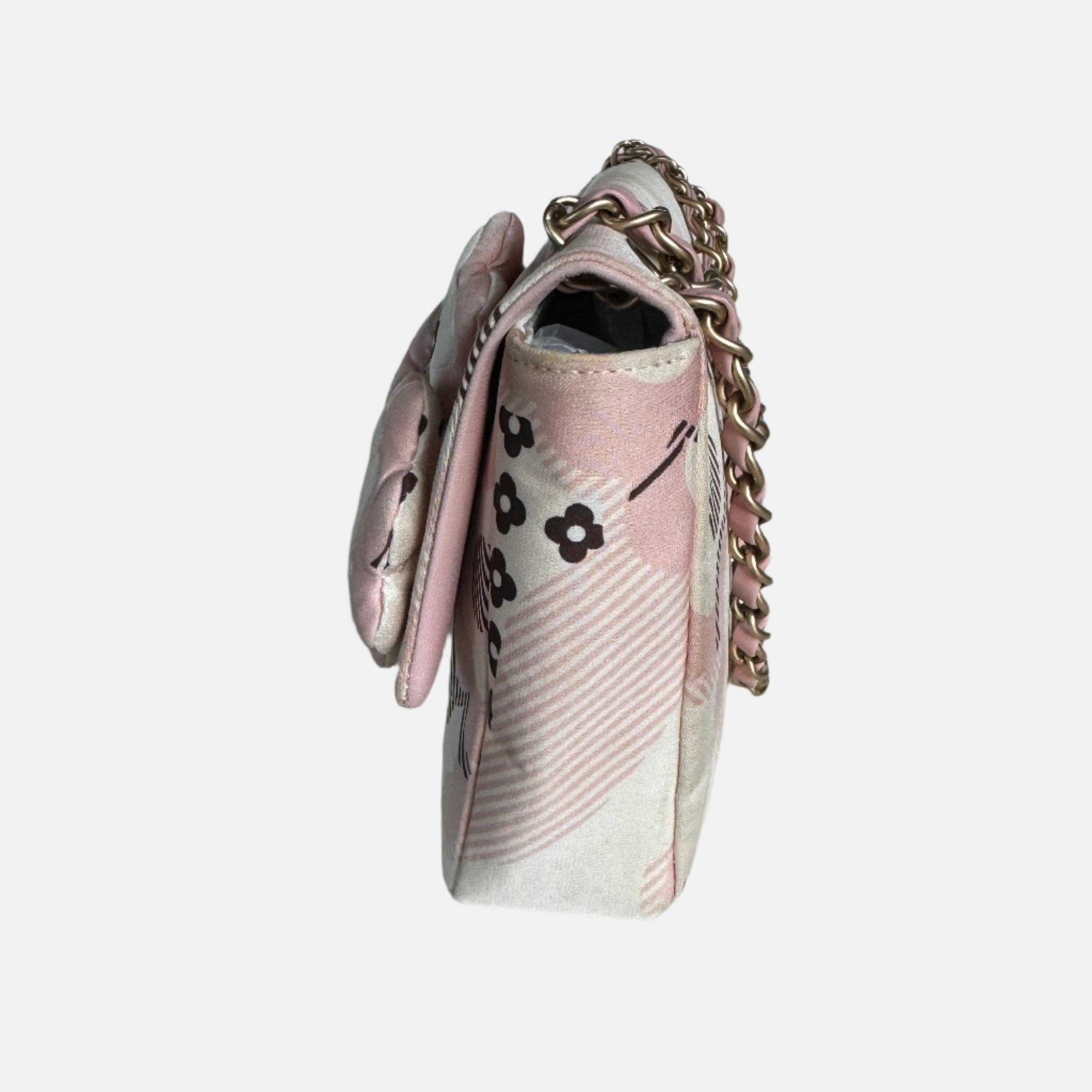 Chanel Camellia Flap Bag Pink Floral Printed Satin Medium, 2005-2006 In Good Condition In AUBERVILLIERS, FR