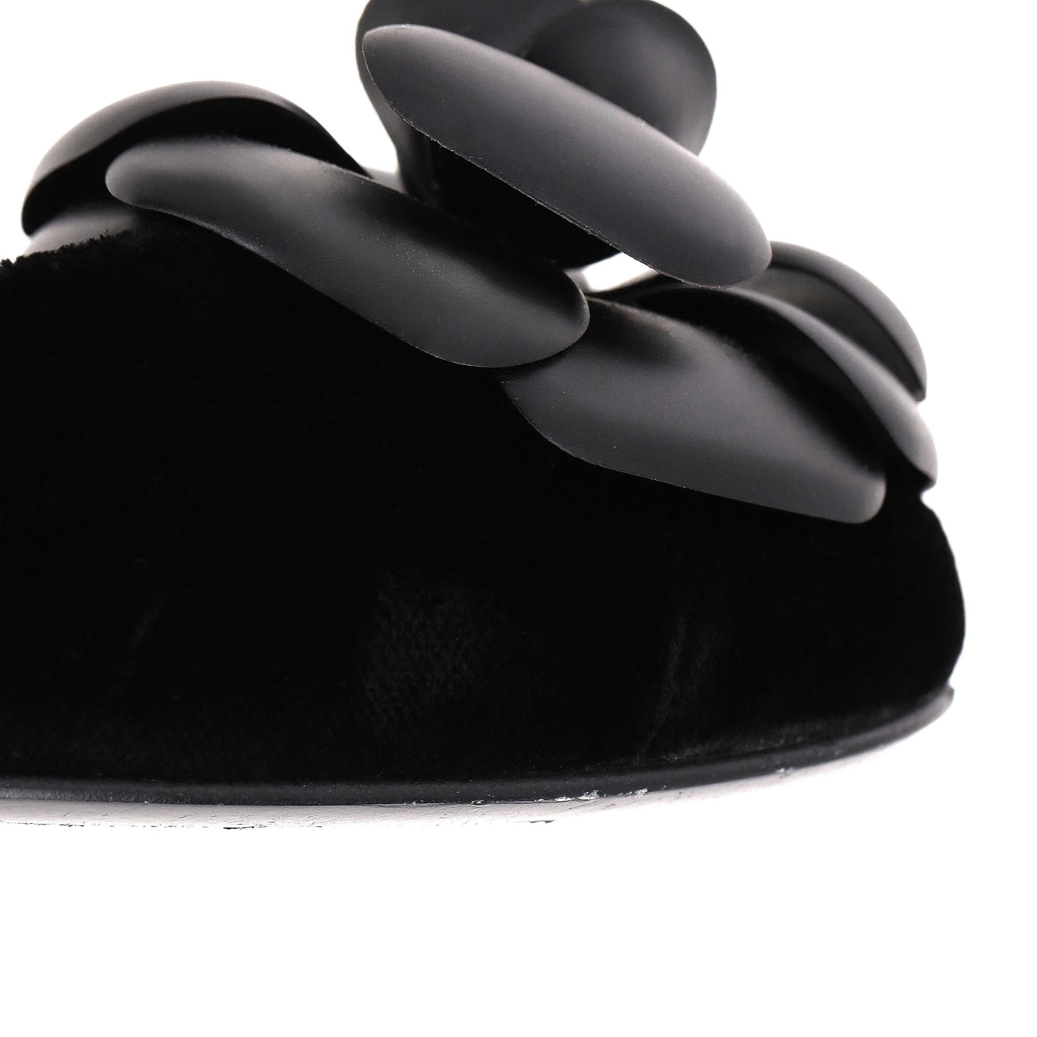 Ballerine in velluto Chanel con fiore di camelia e logo 'CC' in vendita 4