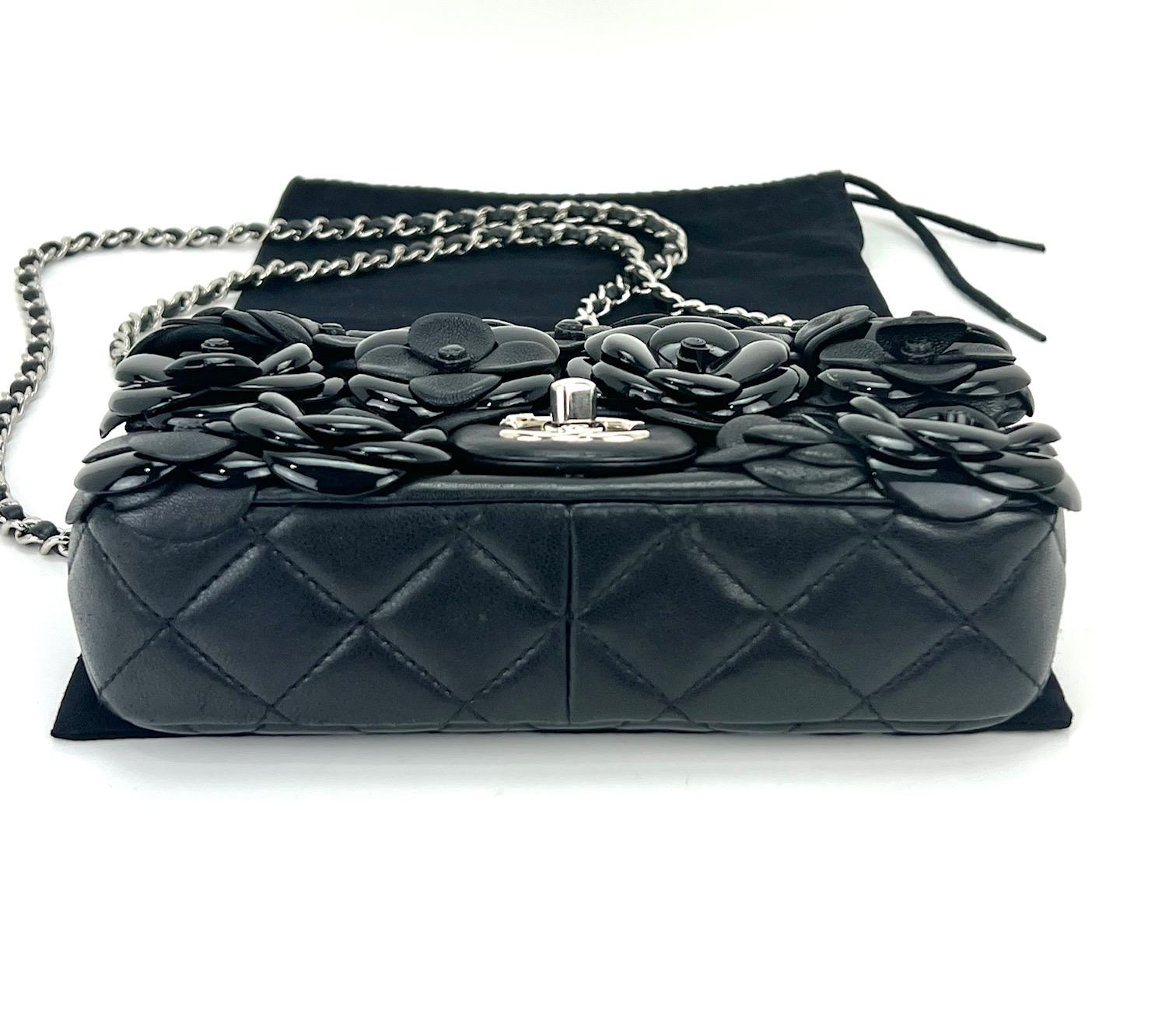 CHANEL Camellia Lambskin Patent Around Flap Crossbody Bag In Excellent Condition In Freehold, NJ