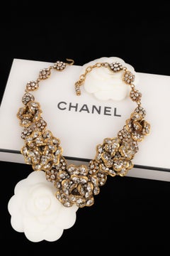 Chanel camellia necklace Haute Couture