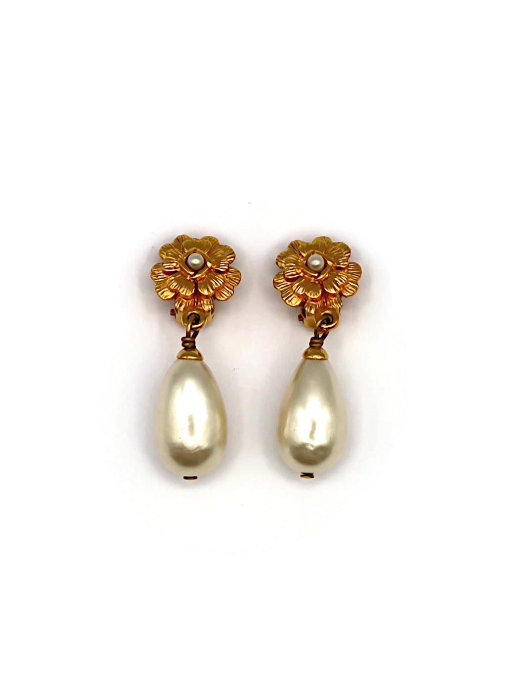 Women's CHANEL Camellia Pearl Dangle Earrings, Fall 1995 For Sale