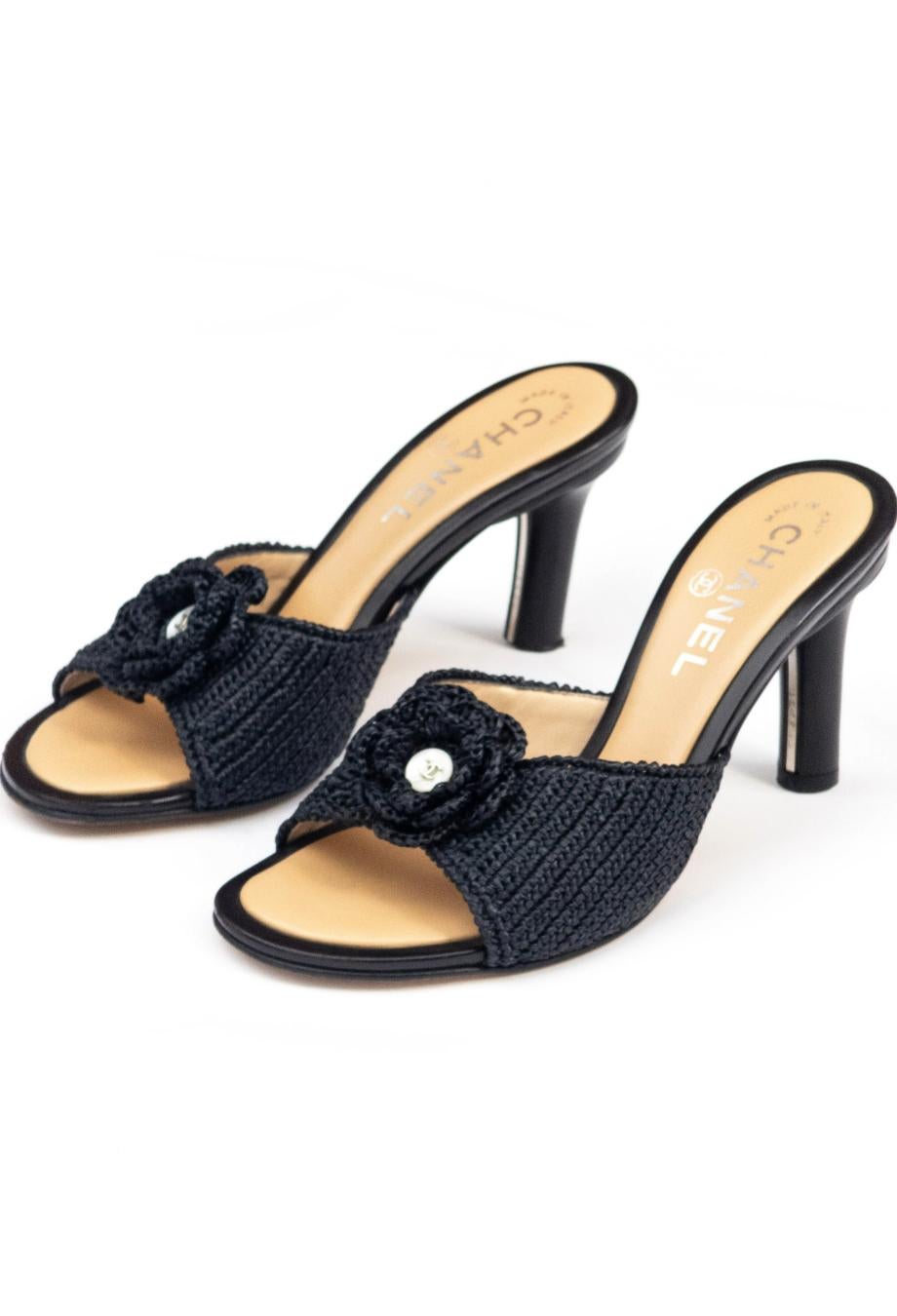 Chanel Camellia Raffia Mule Heels Sz 37 For Sale 1