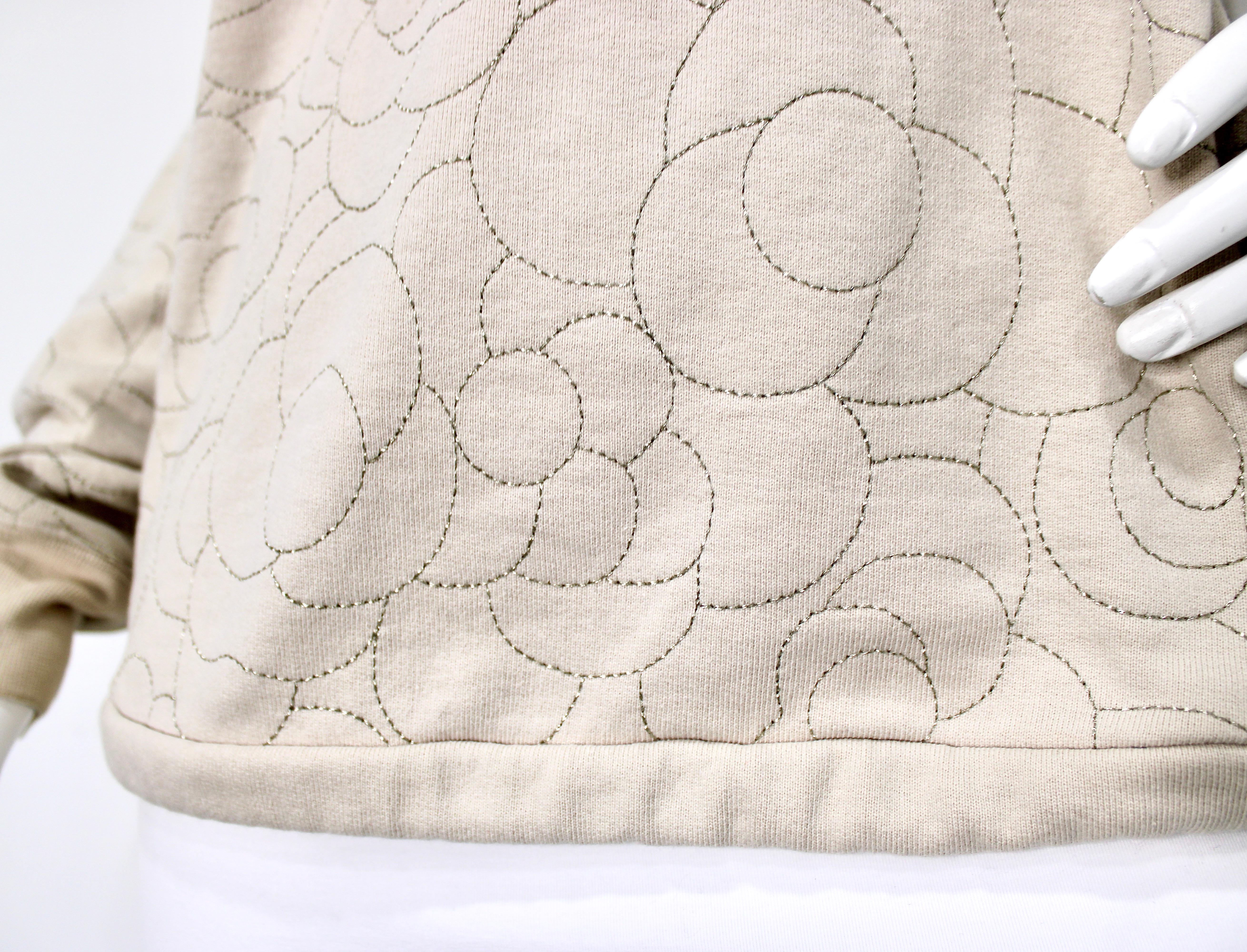 Chanel Stitch by Stitch by Stitch by Stitch en coton beige circa 2018 Bon état - En vente à Scottsdale, AZ