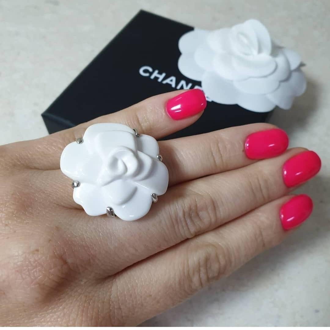 Chanel Camellia White Agate Gold Ring 1