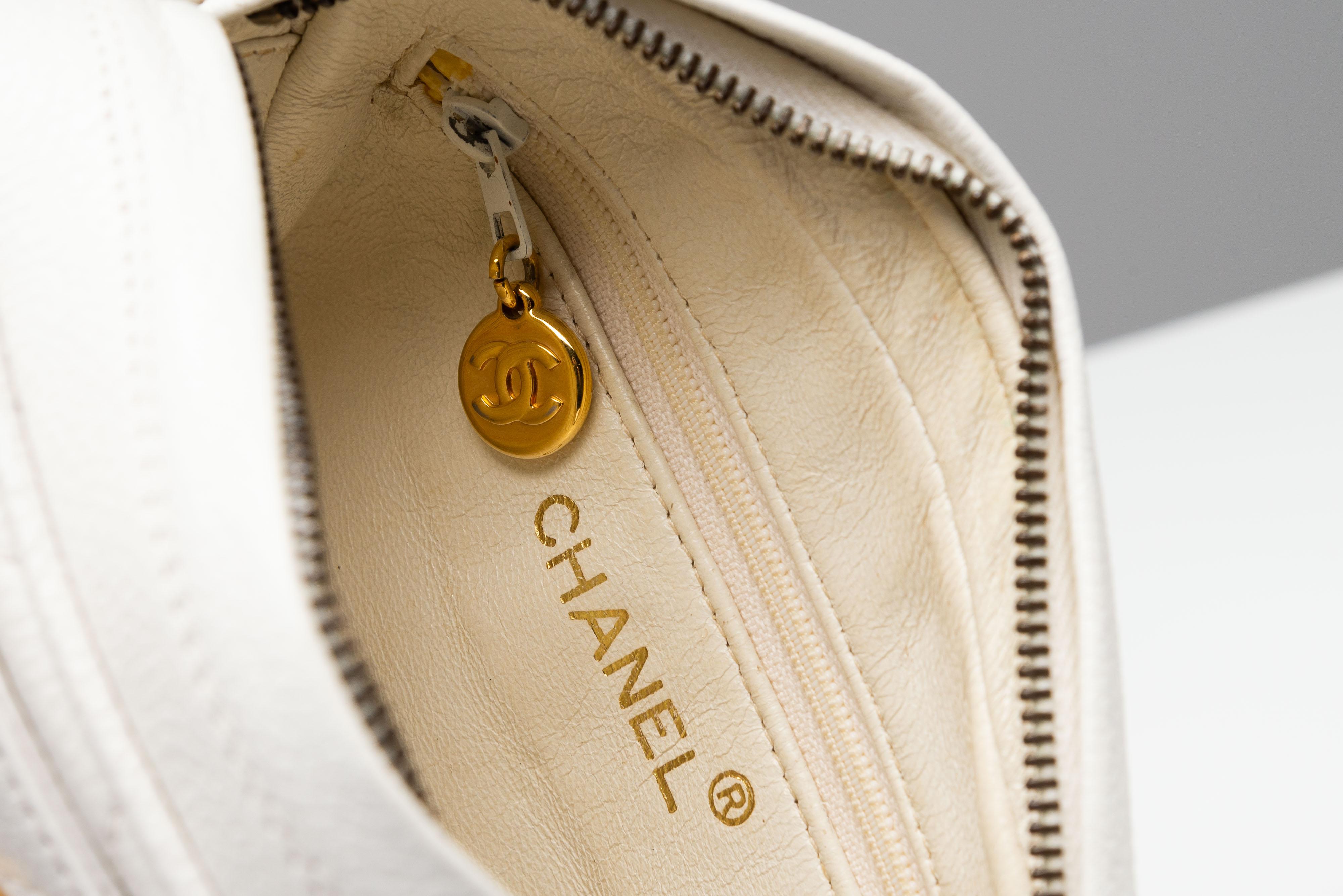 Chanel Camera Bag White Caviar 24k GHW Vintage  6
