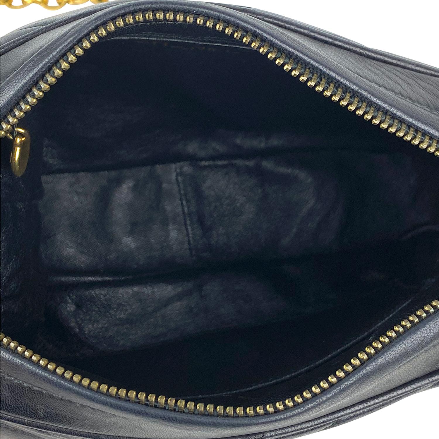 Chanel Camera Black Leather Crossbody Bag For Sale 8