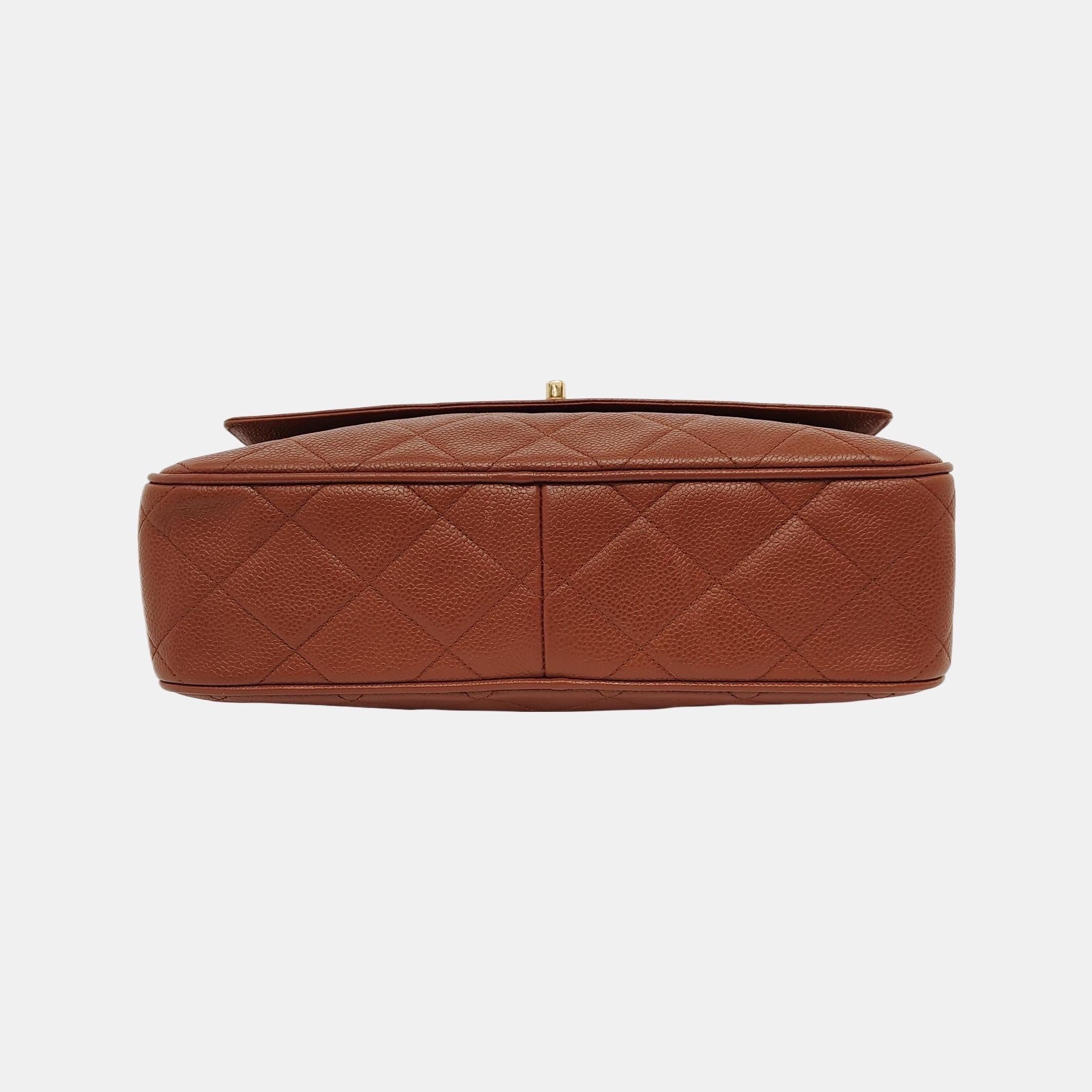Chanel Camera Crossbody Bag Large Tan Brown Caviar Leather Gold Hardware 1994-19 Pour femmes en vente