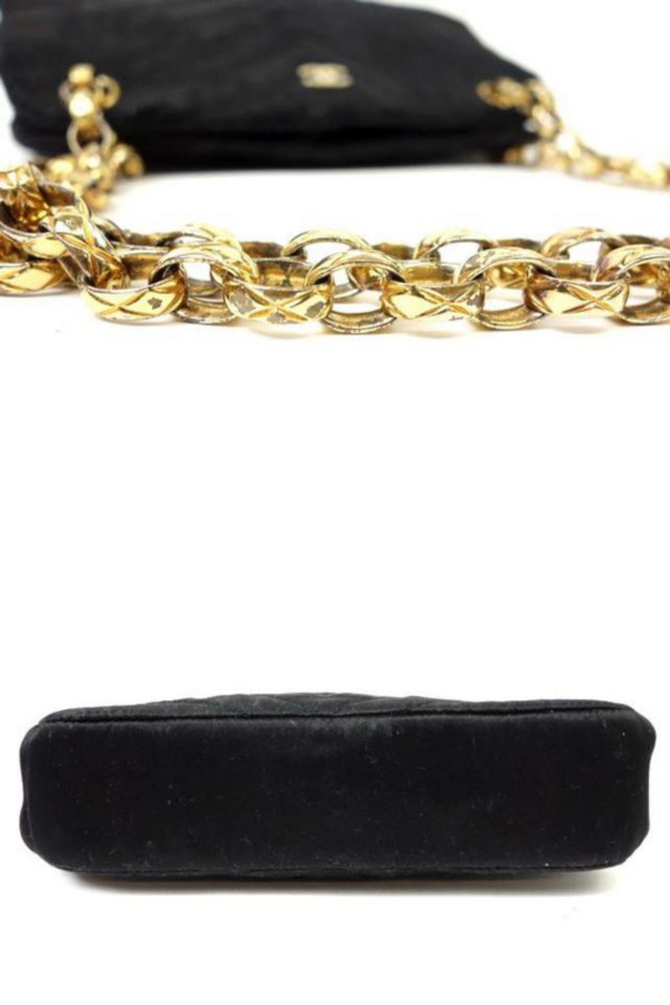 Chanel Camera Satin 224343 Black Quilted Chevron Shoulder Bag For Sale 2