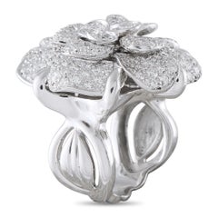 Chanel Camlia Ring aus 18 Karat Weißgold mit einem Diamanten von 3,45 Karat CH16-060326